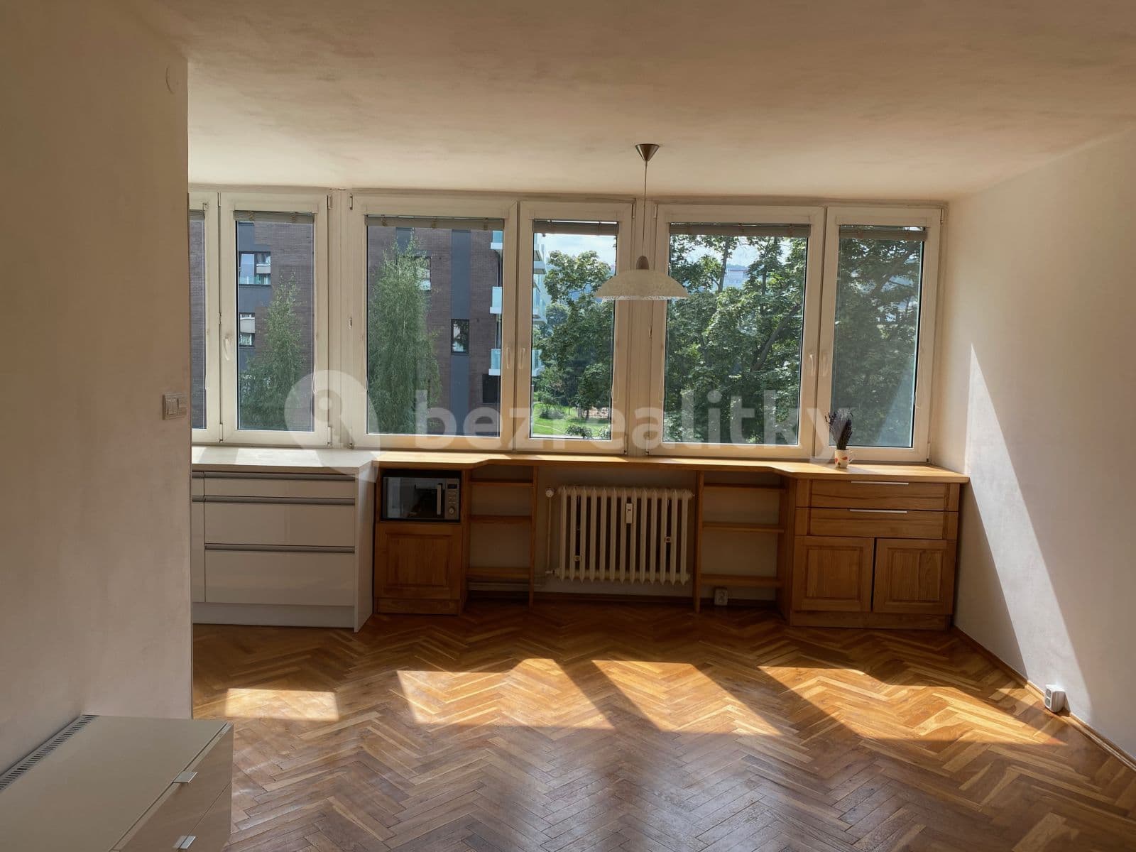2 bedroom with open-plan kitchen flat to rent, 60 m², K Olympiku, Prague, Prague 2 bedroom with open-plan kitchen flat to rent, 60 m², K Olympiku, Prague, Prague