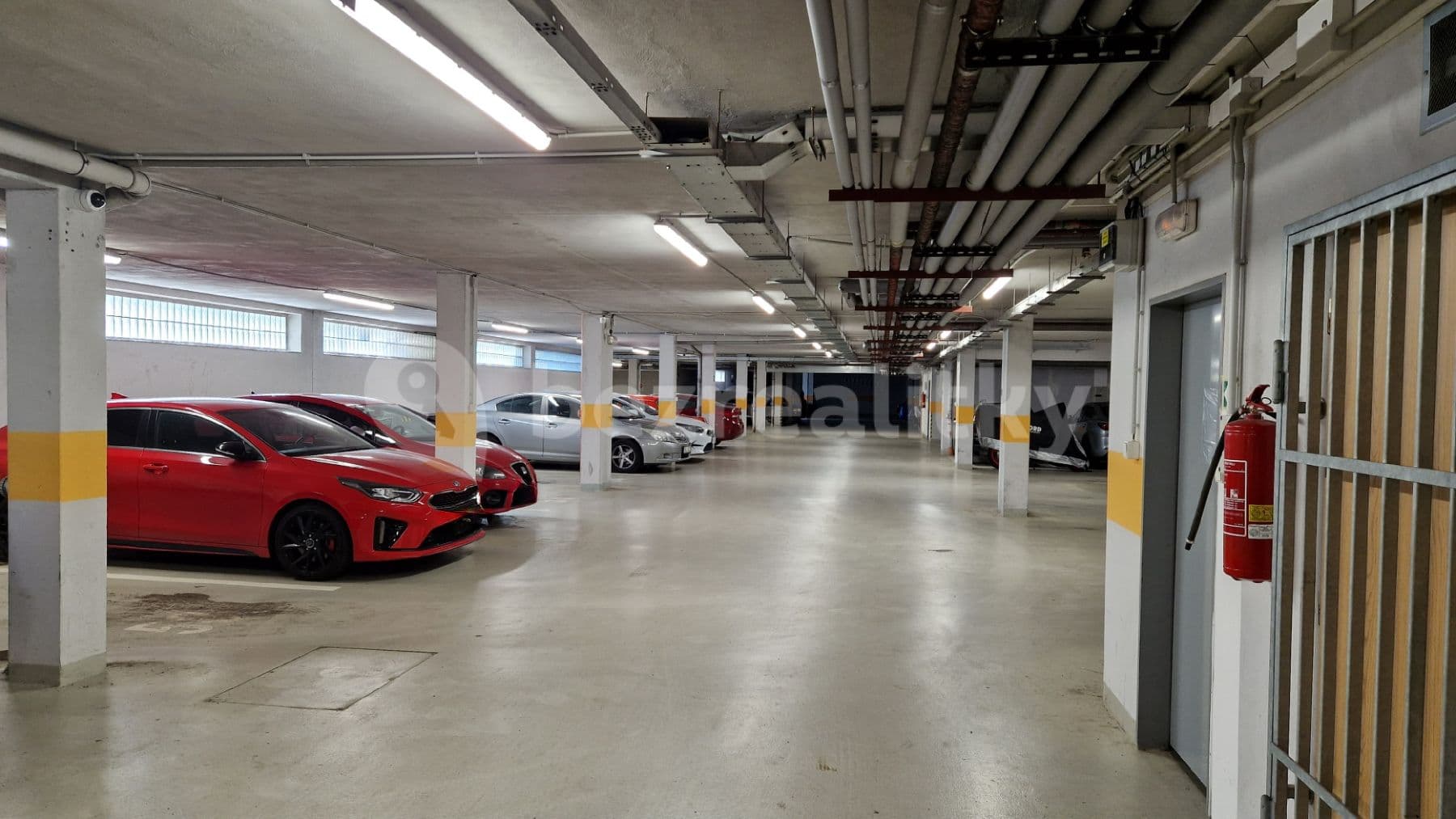 garage to rent, 15 m², Švehlova, Prague, Prague garage to rent, 15 m², Švehlova, Prague, Prague