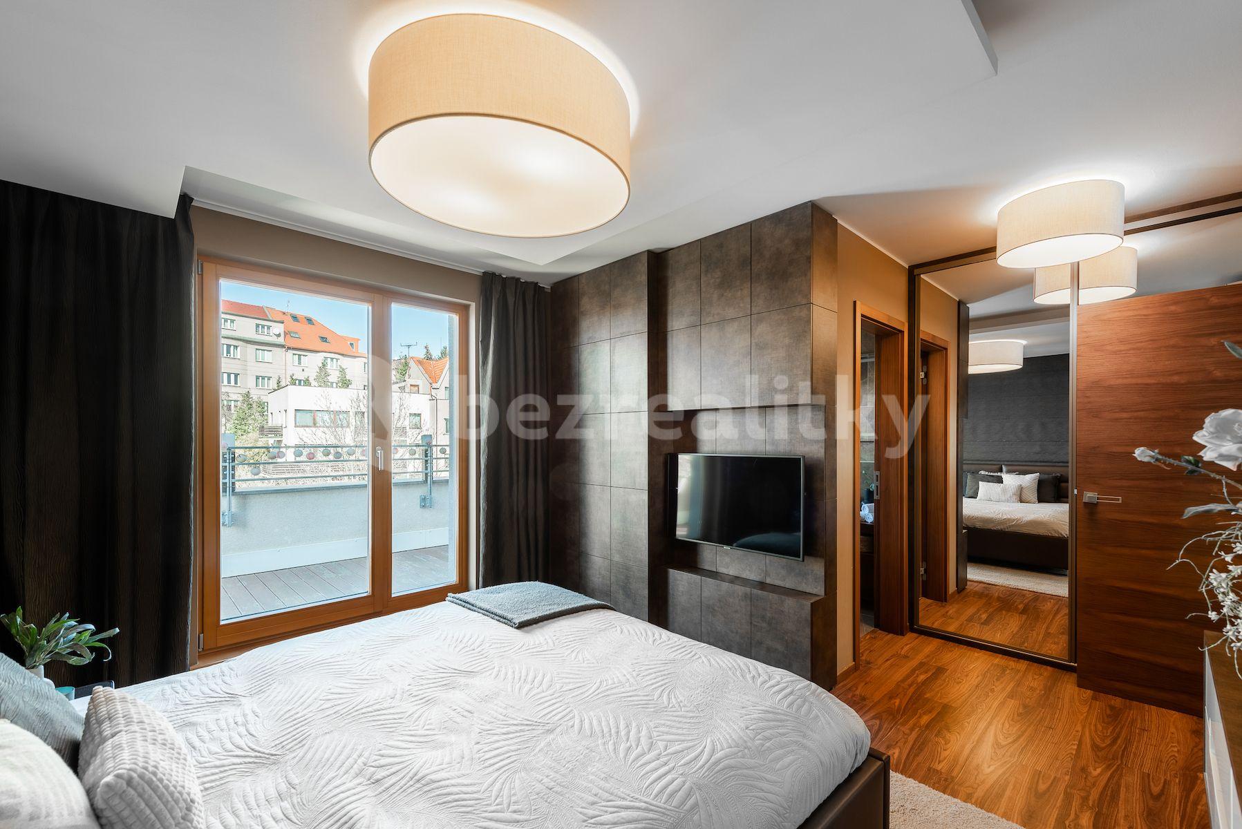 3 bedroom with open-plan kitchen flat for sale, 171 m², Na Vysoké I, Prague, Prague
