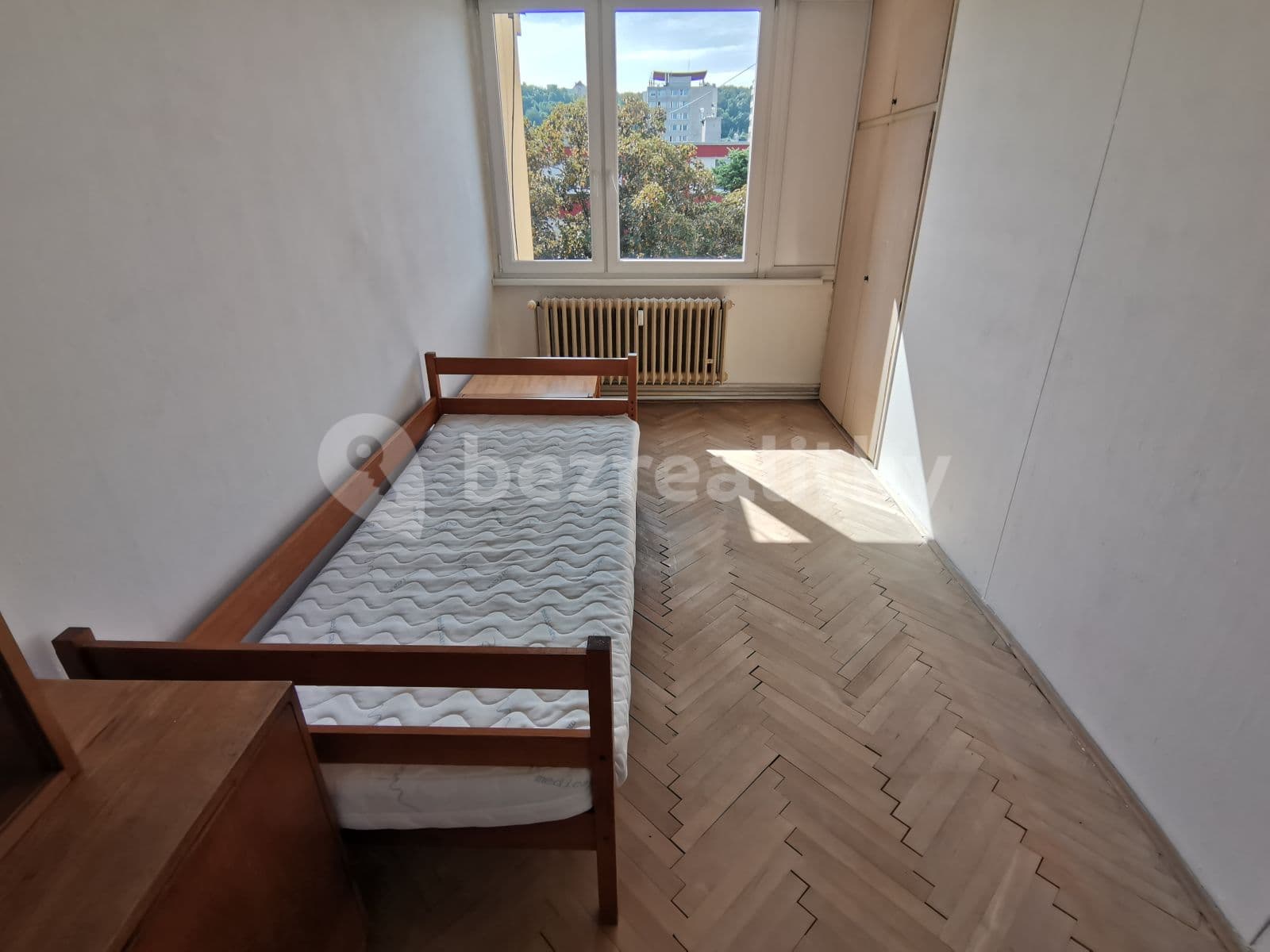 3 bedroom with open-plan kitchen flat to rent, 85 m², Molákova, Prague, Prague 3 bedroom with open-plan kitchen flat to rent, 85 m², Molákova, Prague, Prague