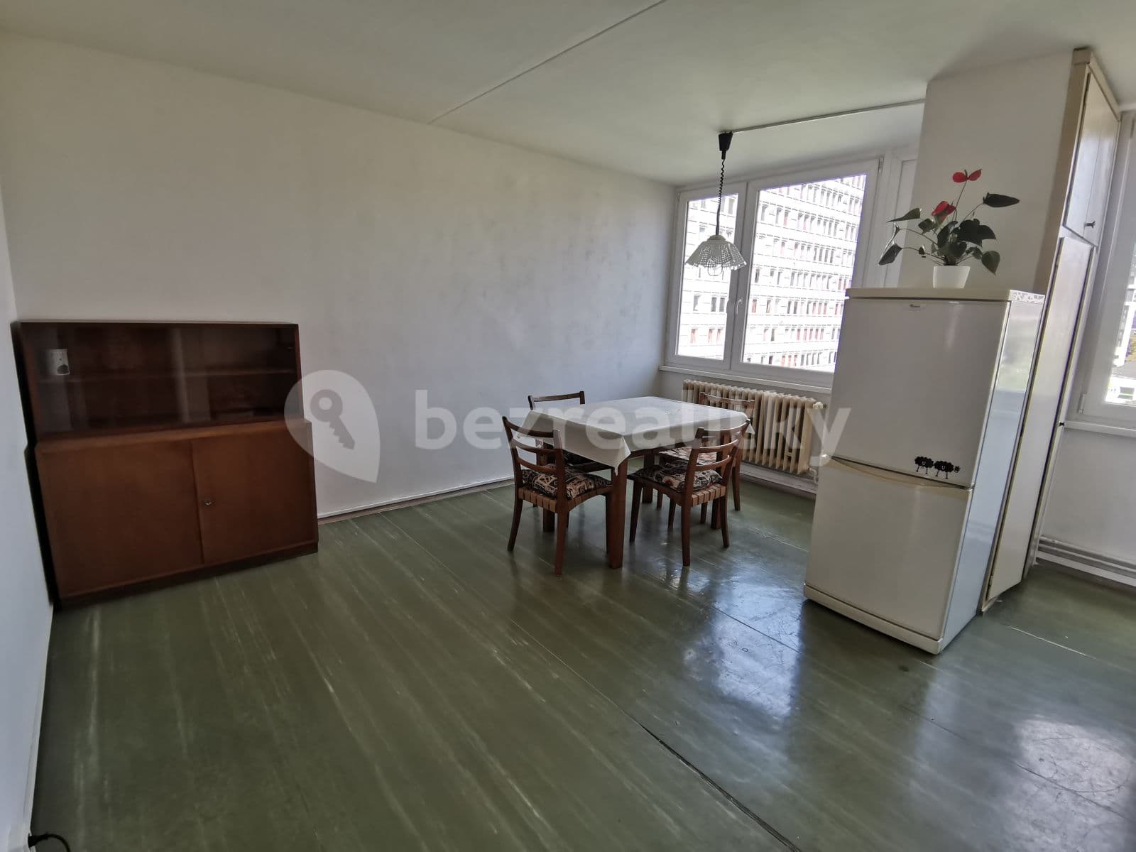3 bedroom with open-plan kitchen flat to rent, 85 m², Molákova, Prague, Prague 3 bedroom with open-plan kitchen flat to rent, 85 m², Molákova, Prague, Prague