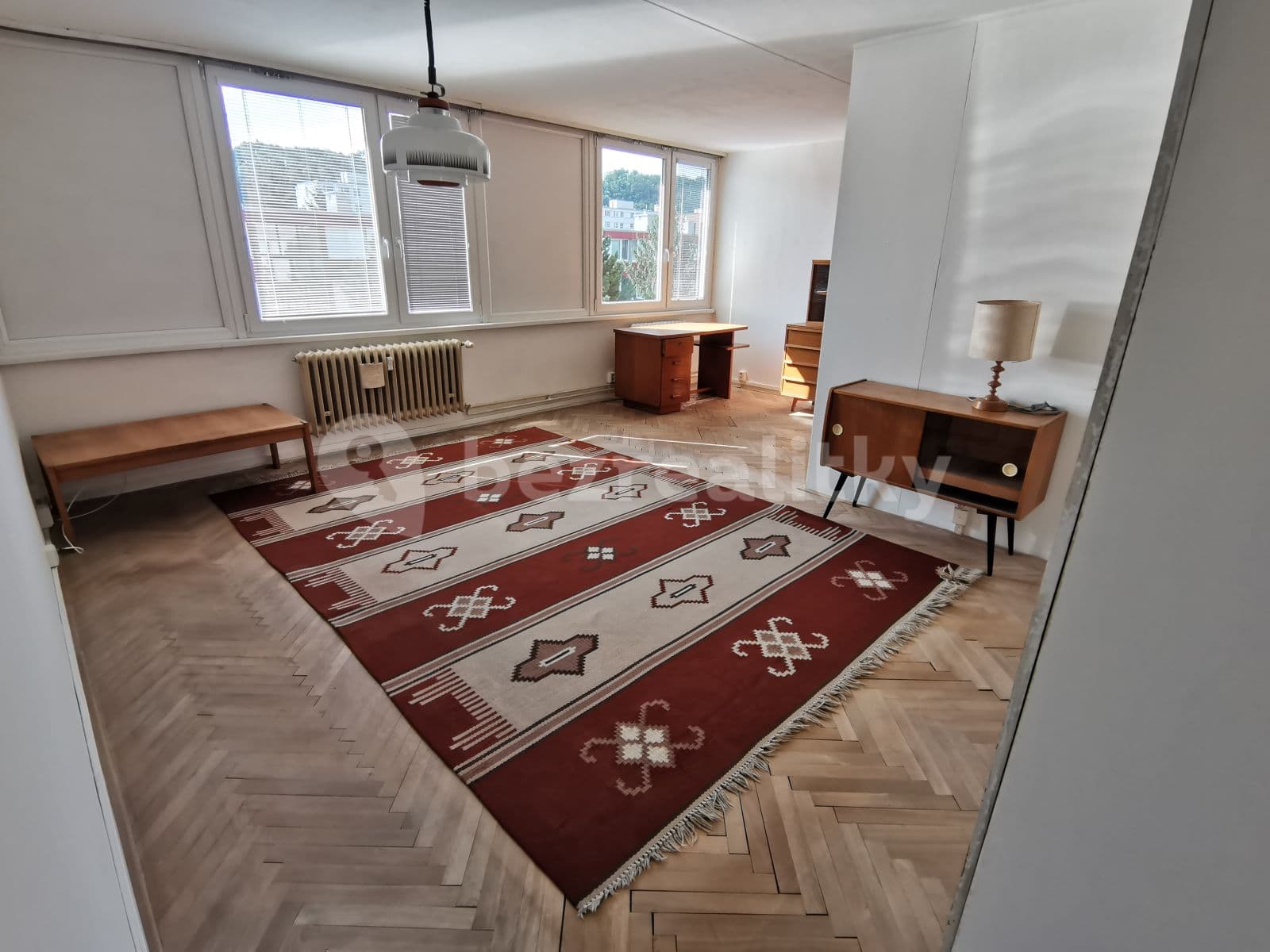 3 bedroom with open-plan kitchen flat to rent, 85 m², Molákova, Prague, Prague 3 bedroom with open-plan kitchen flat to rent, 85 m², Molákova, Prague, Prague