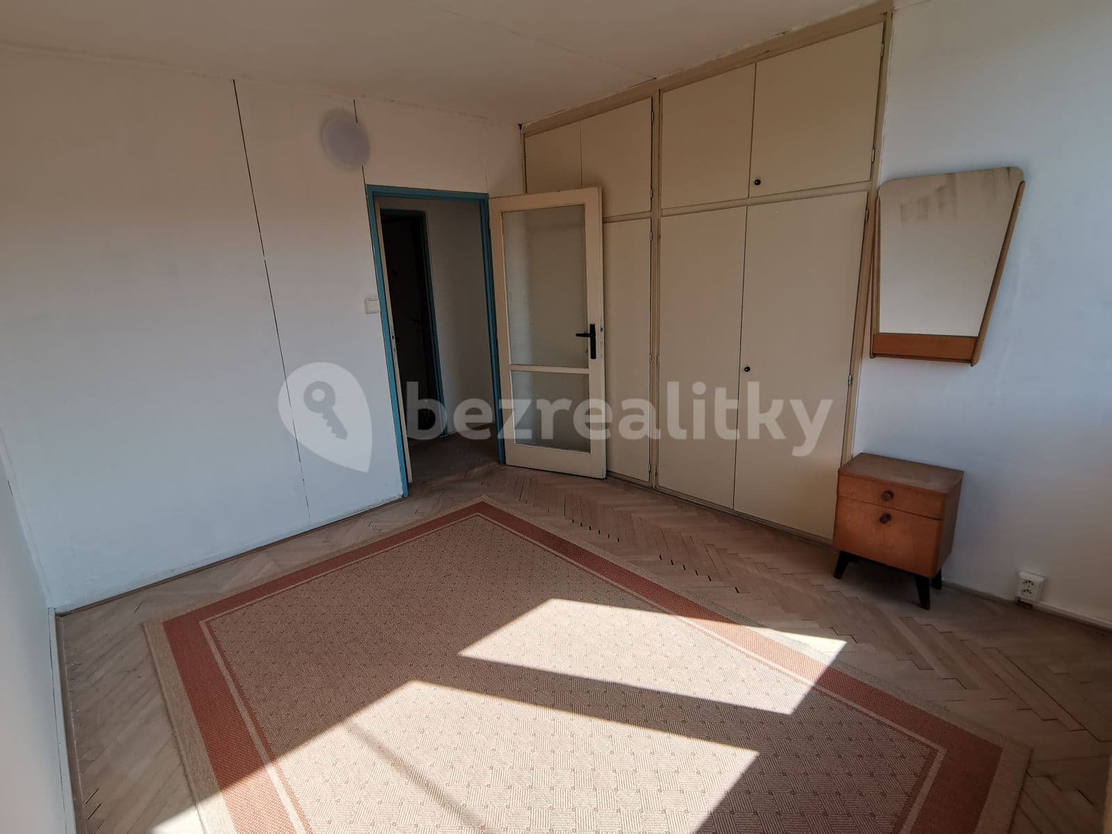 3 bedroom with open-plan kitchen flat to rent, 85 m², Molákova, Prague, Prague 3 bedroom with open-plan kitchen flat to rent, 85 m², Molákova, Prague, Prague