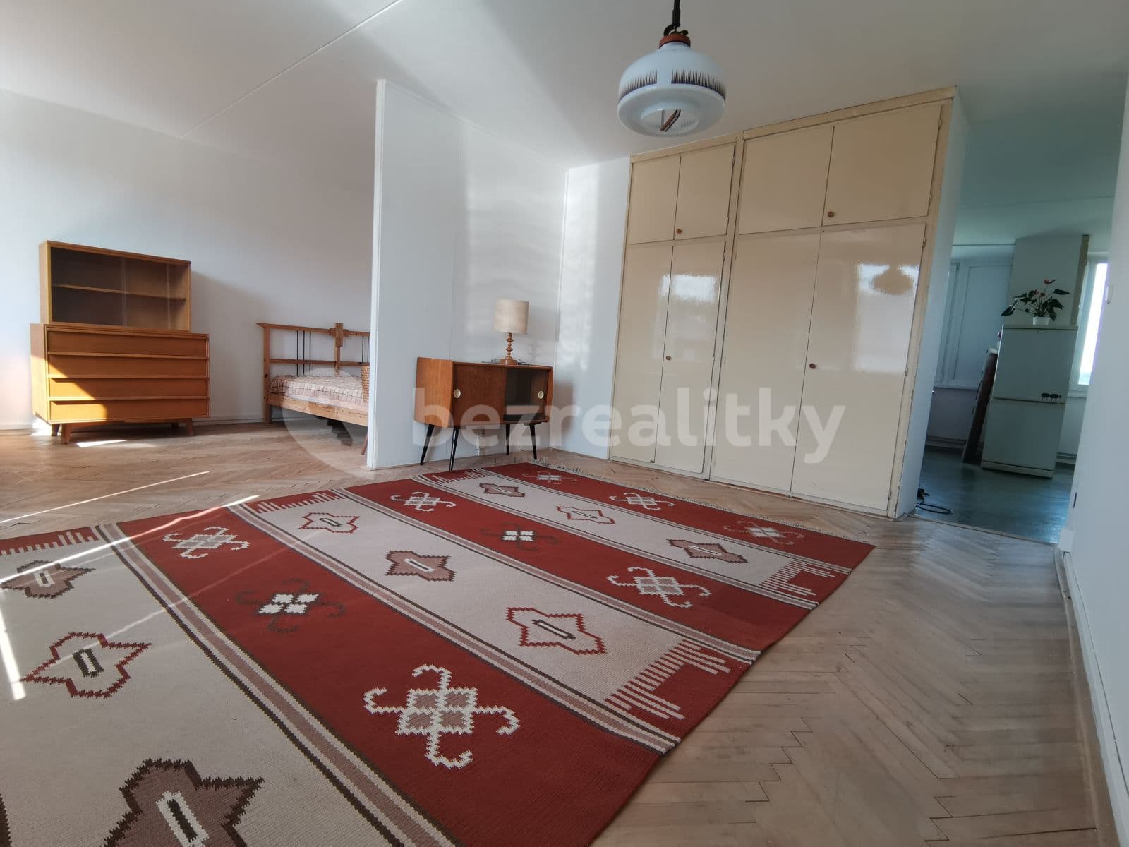 3 bedroom with open-plan kitchen flat to rent, 85 m², Molákova, Prague, Prague 3 bedroom with open-plan kitchen flat to rent, 85 m², Molákova, Prague, Prague