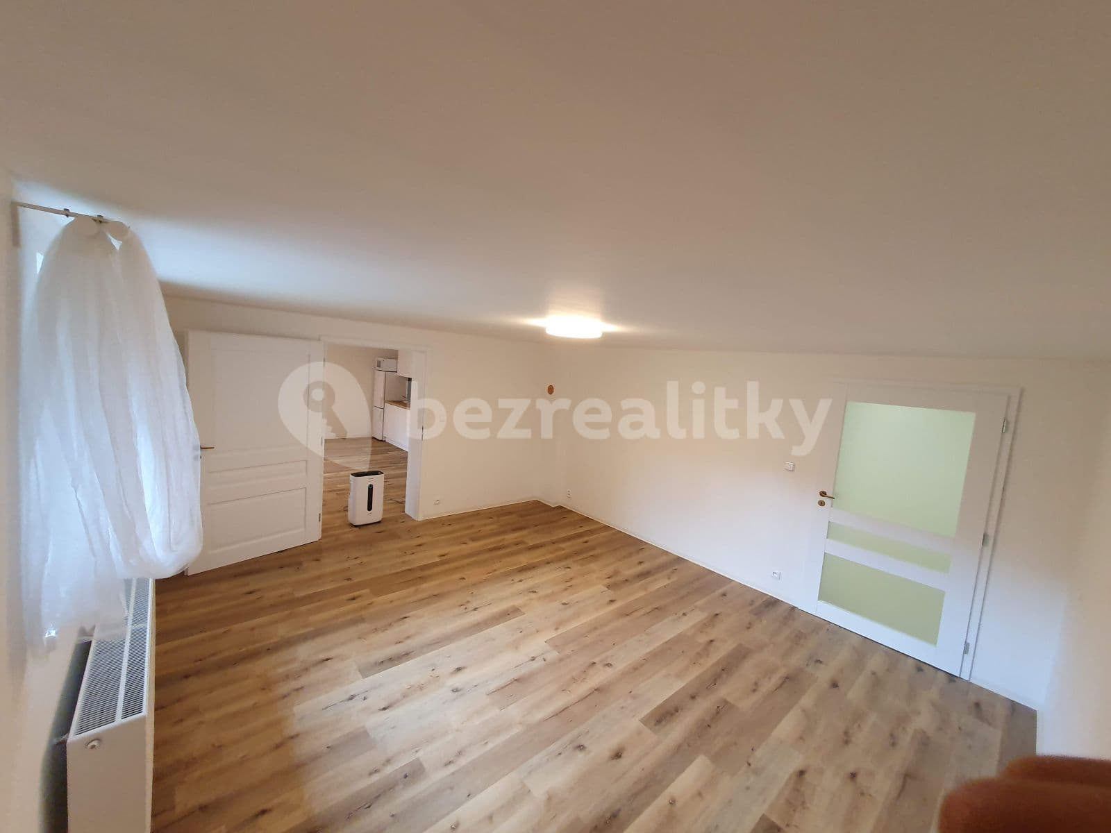 1 bedroom with open-plan kitchen flat to rent, 76 m², Vochovská, Plzeň, Plzeňský Region 1 bedroom with open-plan kitchen flat to rent, 76 m², Vochovská, Plzeň, Plzeňský Region