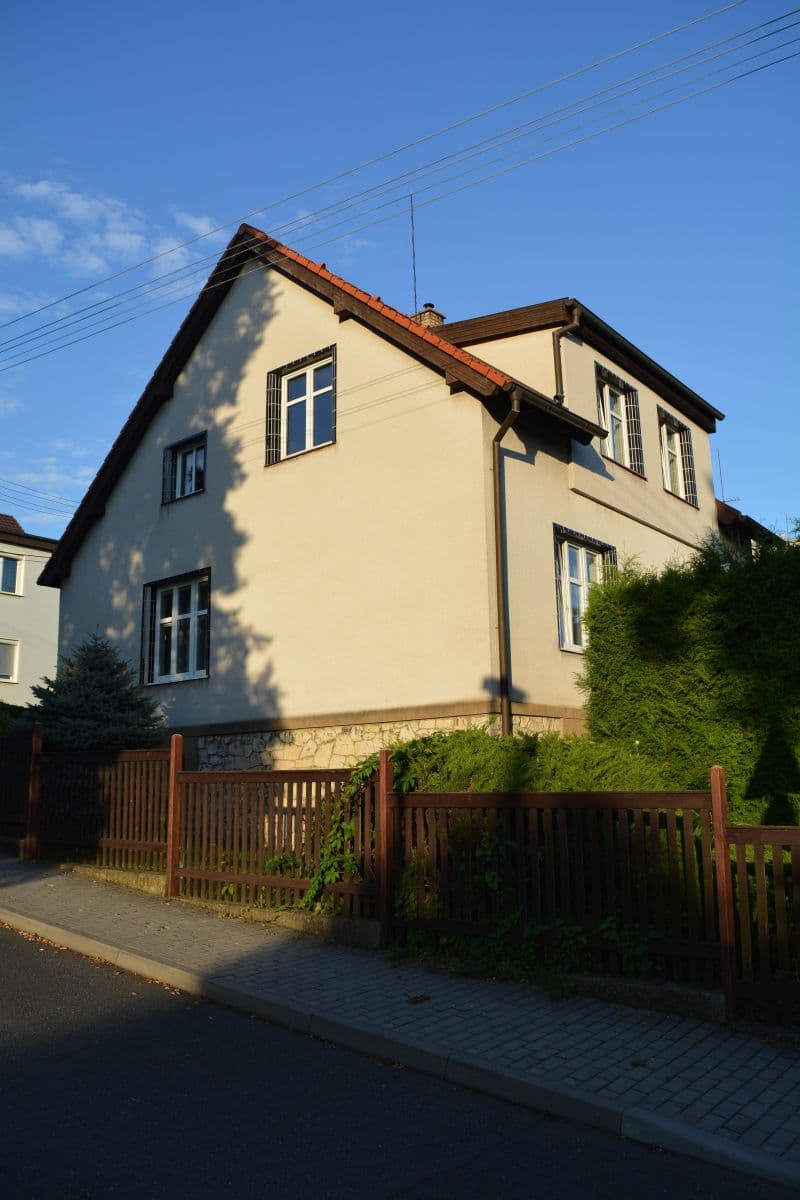 house for sale, 200 m², Zdenky Havlíčkové, Rakovník, Středočeský Region house for sale, 200 m², Zdenky Havlíčkové, Rakovník, Středočeský Region