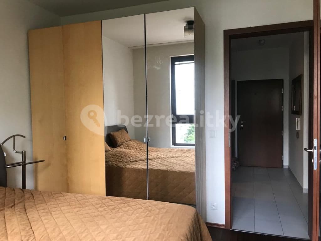 1 bedroom with open-plan kitchen flat to rent, 60 m², Jeremiášova, Prague, Prague 1 bedroom with open-plan kitchen flat to rent, 60 m², Jeremiášova, Prague, Prague