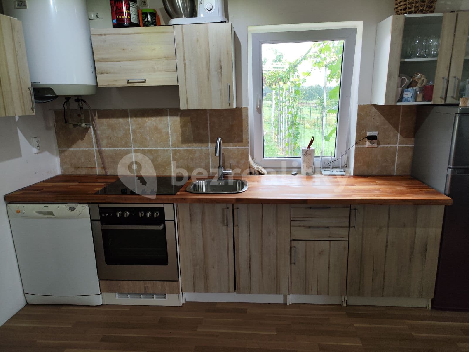 2 bedroom with open-plan kitchen flat to rent, 54 m², Tehov, Středočeský Region 2 bedroom with open-plan kitchen flat to rent, 54 m², Tehov, Středočeský Region