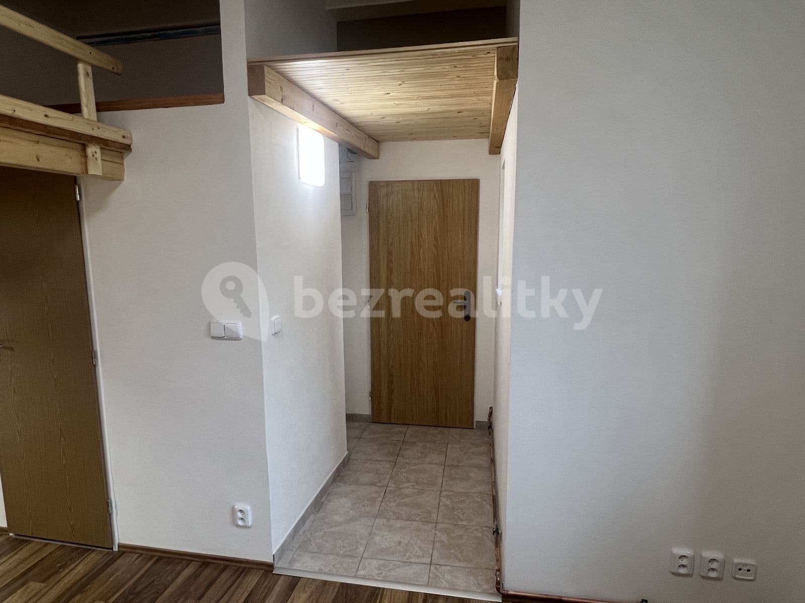 Studio flat to rent, 27 m², Kralická, Prague, Prague Studio flat to rent, 27 m², Kralická, Prague, Prague