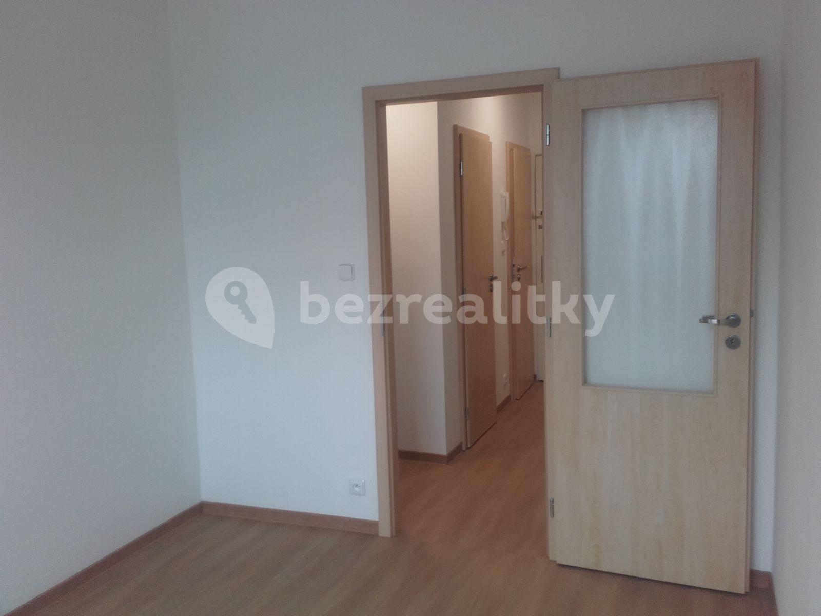 1 bedroom with open-plan kitchen flat to rent, 40 m², Přímětická, Prague, Prague