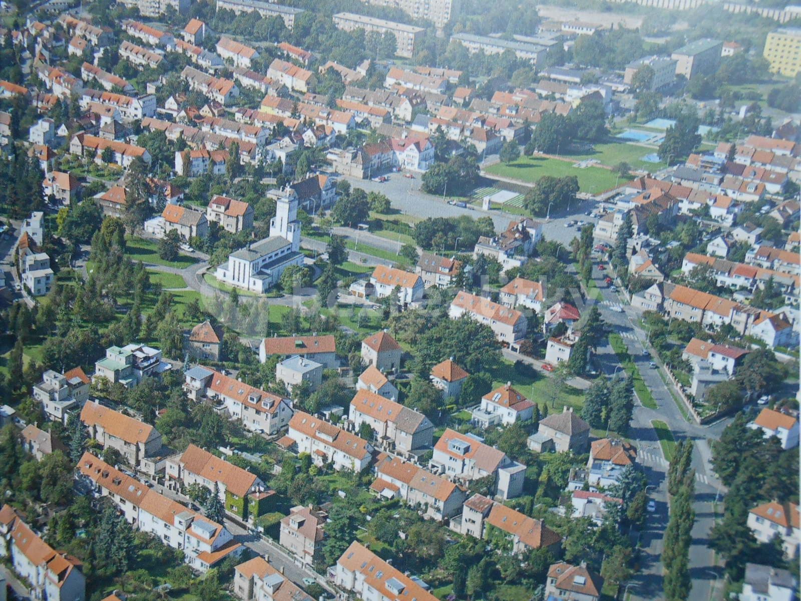 1 bedroom with open-plan kitchen flat to rent, 40 m², Roztylské sady, Prague, Prague 1 bedroom with open-plan kitchen flat to rent, 40 m², Roztylské sady, Prague, Prague