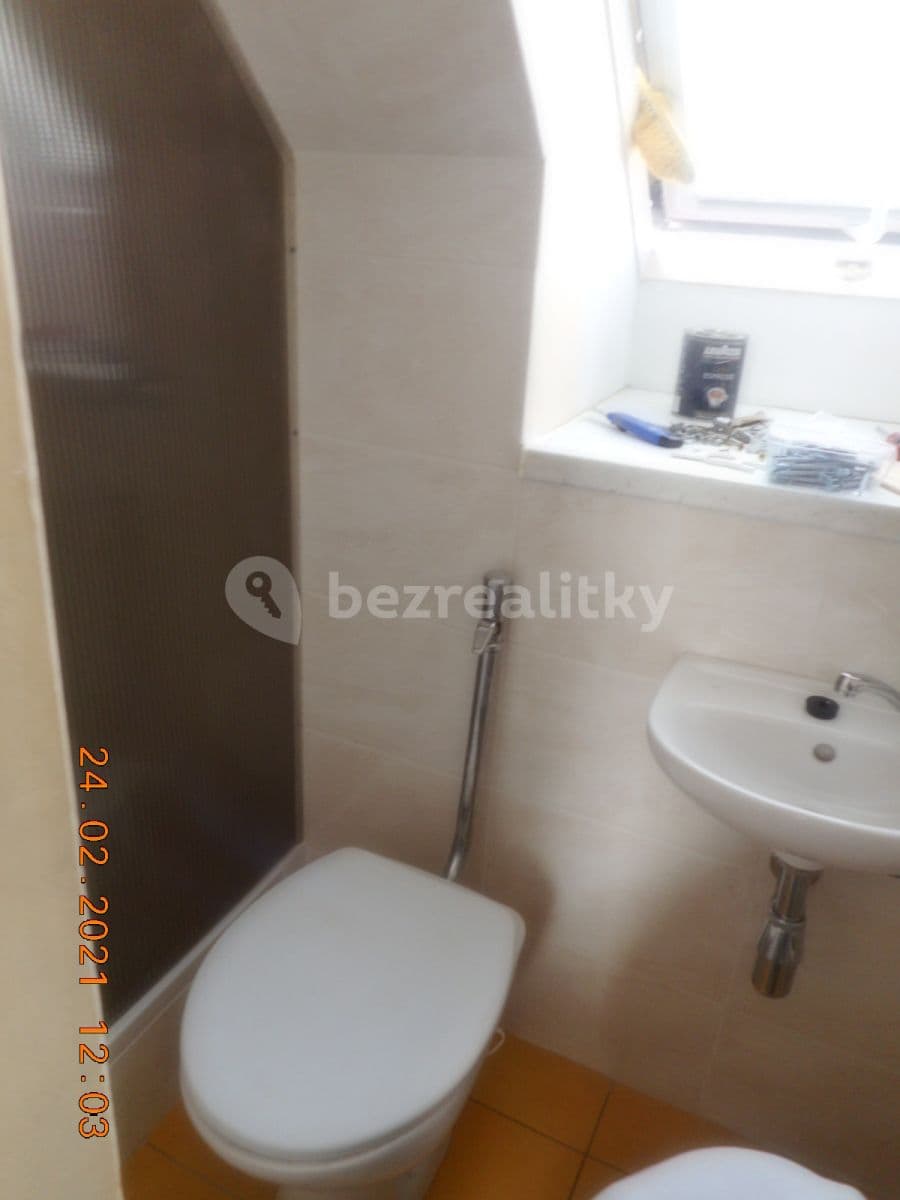 1 bedroom with open-plan kitchen flat to rent, 40 m², Roztylské sady, Prague, Prague 1 bedroom with open-plan kitchen flat to rent, 40 m², Roztylské sady, Prague, Prague