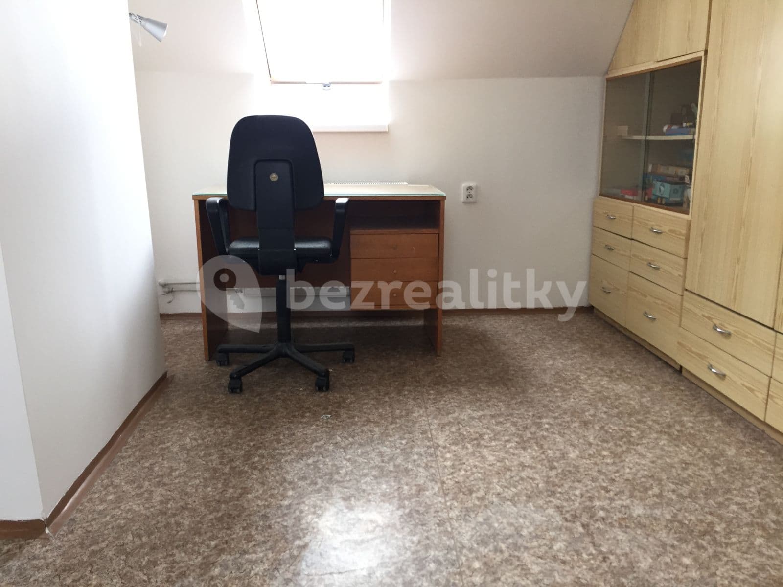 1 bedroom with open-plan kitchen flat to rent, 40 m², Roztylské sady, Prague, Prague 1 bedroom with open-plan kitchen flat to rent, 40 m², Roztylské sady, Prague, Prague