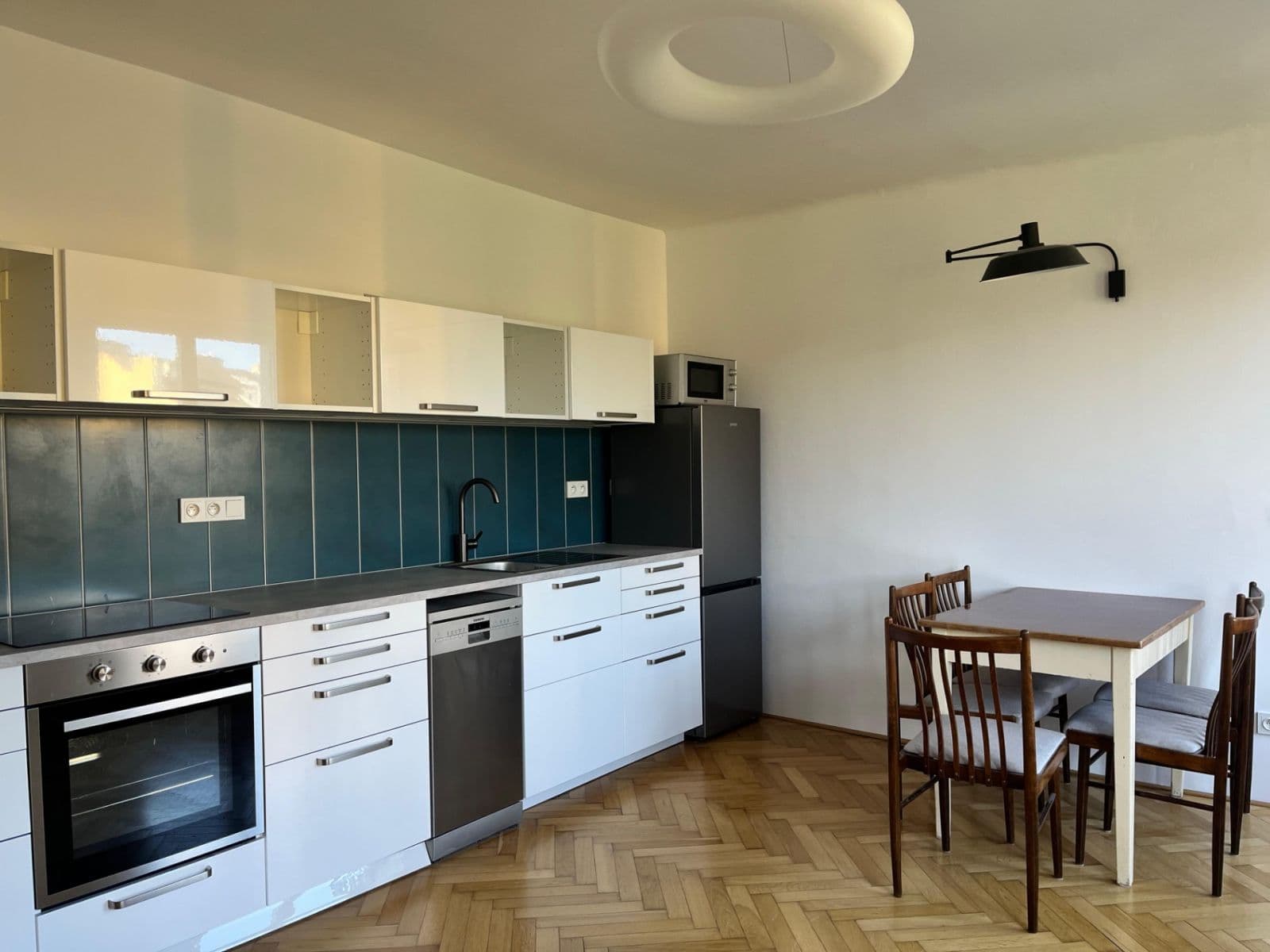 3 bedroom flat to rent, 74 m², Veletržní, Prague, Prague 3 bedroom flat to rent, 74 m², Veletržní, Prague, Prague
