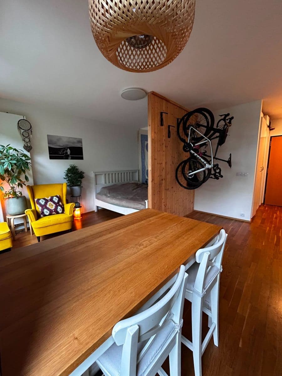 Studio flat to rent, 1 m², Ke Hřišti, Černošice, Středočeský Region Studio flat to rent, 1 m², Ke Hřišti, Černošice, Středočeský Region