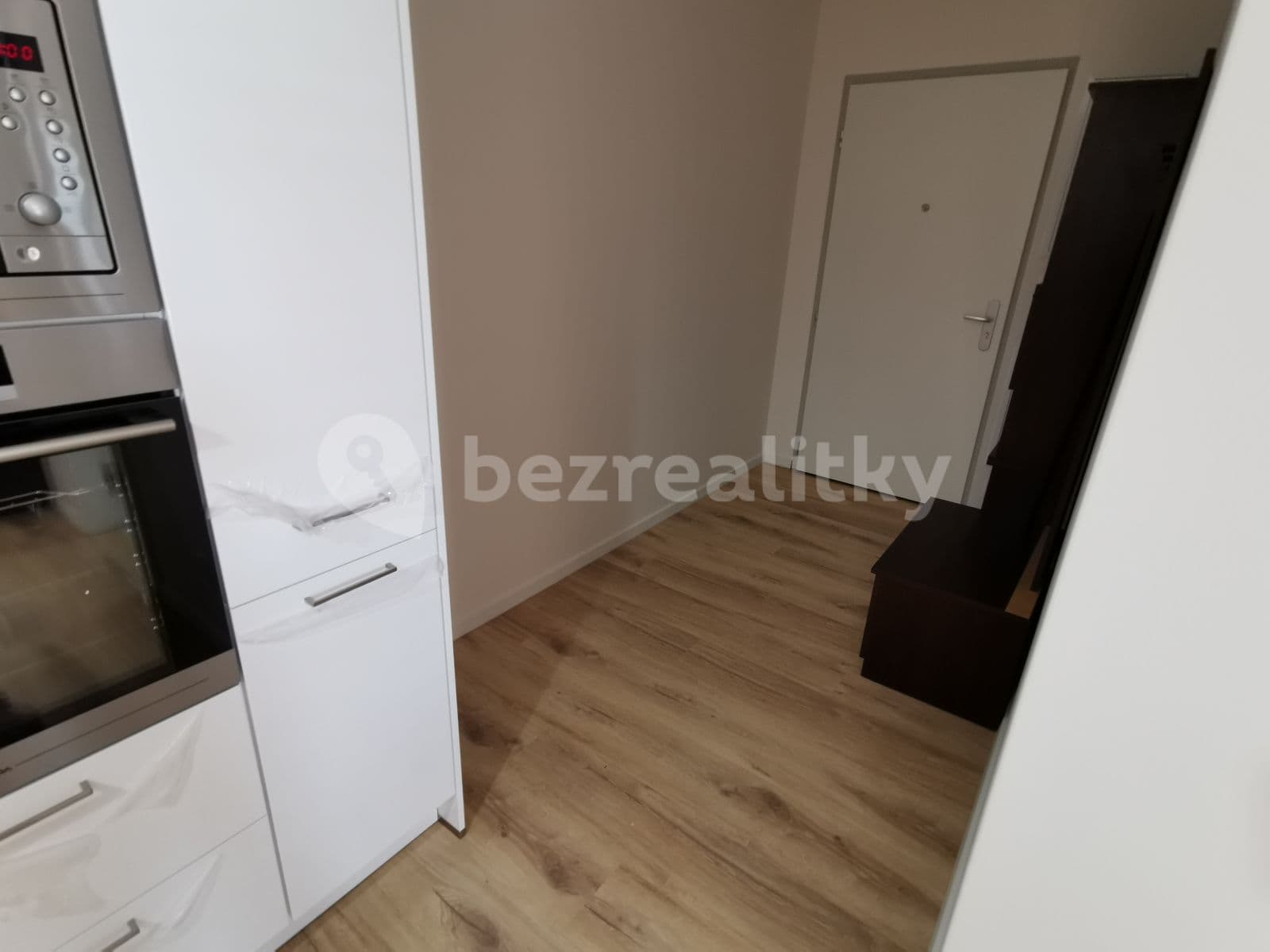 2 bedroom flat to rent, 54 m², Piaristická, Nitra, Nitriansky Region 2 bedroom flat to rent, 54 m², Piaristická, Nitra, Nitriansky Region