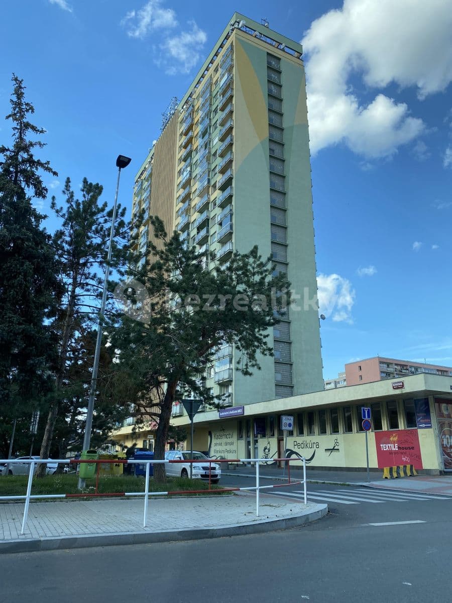 1 bedroom with open-plan kitchen flat to rent, 44 m², Jabloňová, Prague, Prague 1 bedroom with open-plan kitchen flat to rent, 44 m², Jabloňová, Prague, Prague