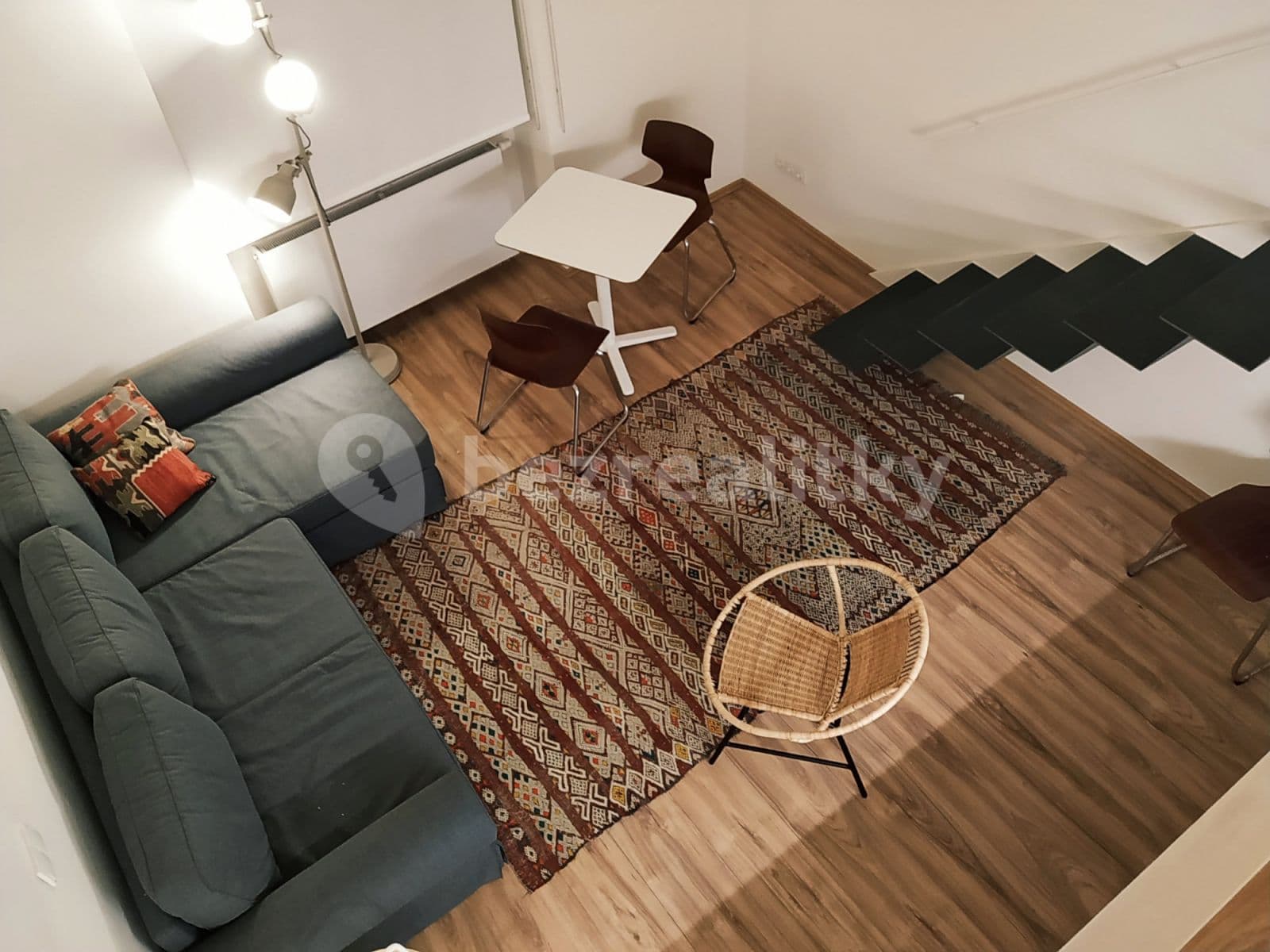 Studio flat to rent, 38 m², Prvního pluku, Prague, Prague Studio flat to rent, 38 m², Prvního pluku, Prague, Prague