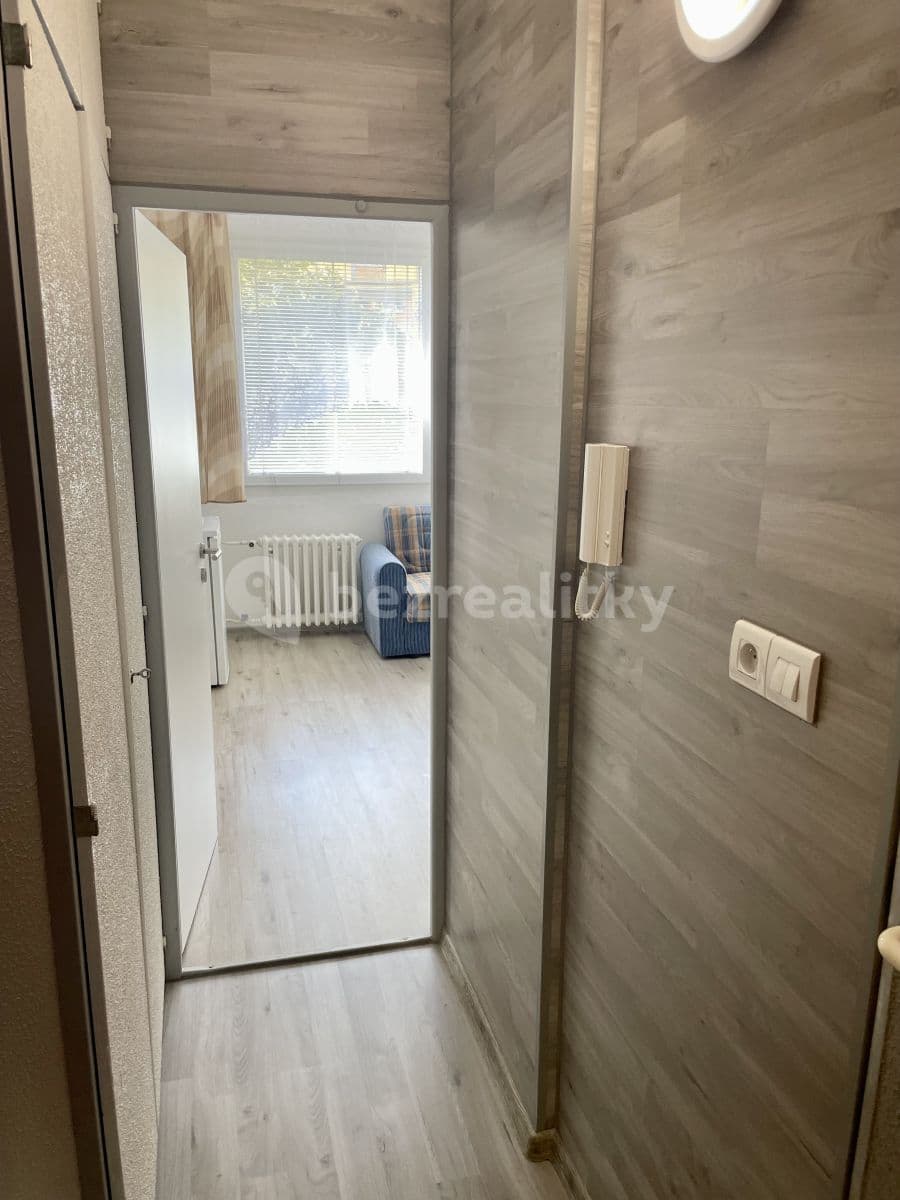 1 bedroom flat to rent, 38 m², Tuchomyšlská, Chlumec, Ústecký Region 1 bedroom flat to rent, 38 m², Tuchomyšlská, Chlumec, Ústecký Region