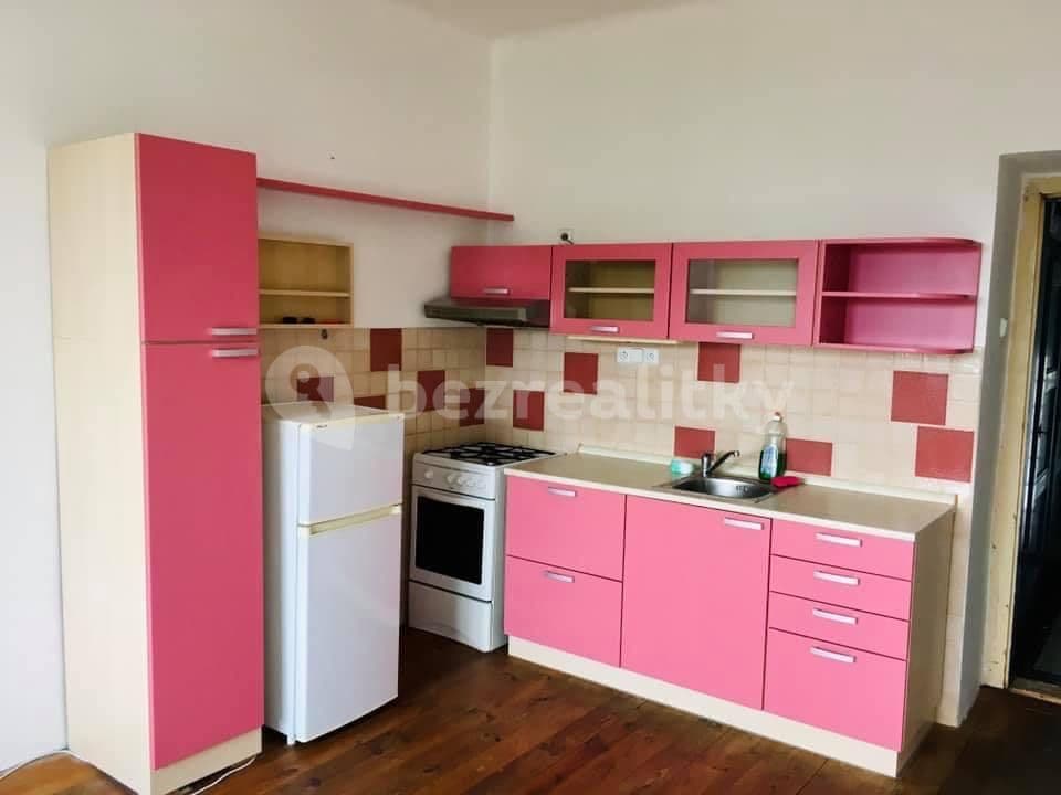 Small studio flat to rent, 31 m², Přípotoční, Prague, Prague Small studio flat to rent, 31 m², Přípotoční, Prague, Prague