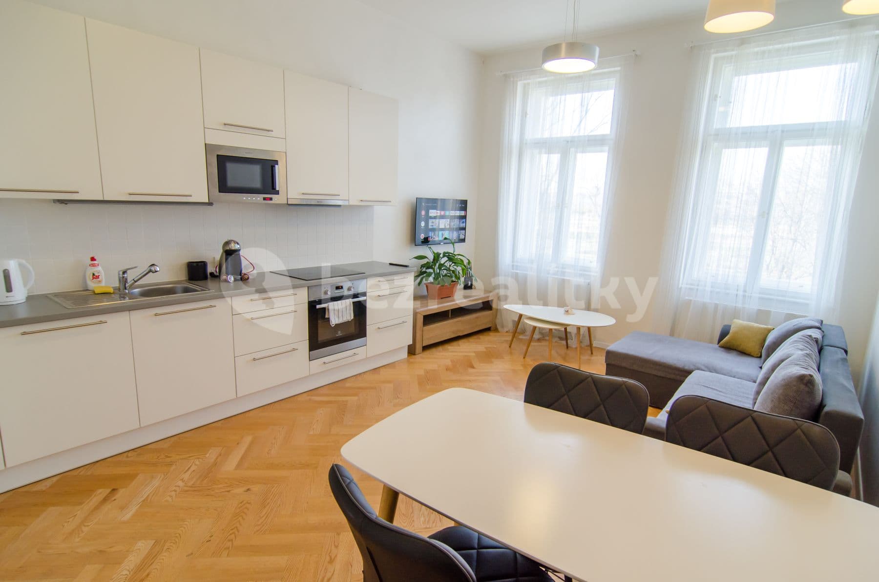 1 bedroom with open-plan kitchen flat to rent, 48 m², Kaizlovy sady, Prague, Prague 1 bedroom with open-plan kitchen flat to rent, 48 m², Kaizlovy sady, Prague, Prague