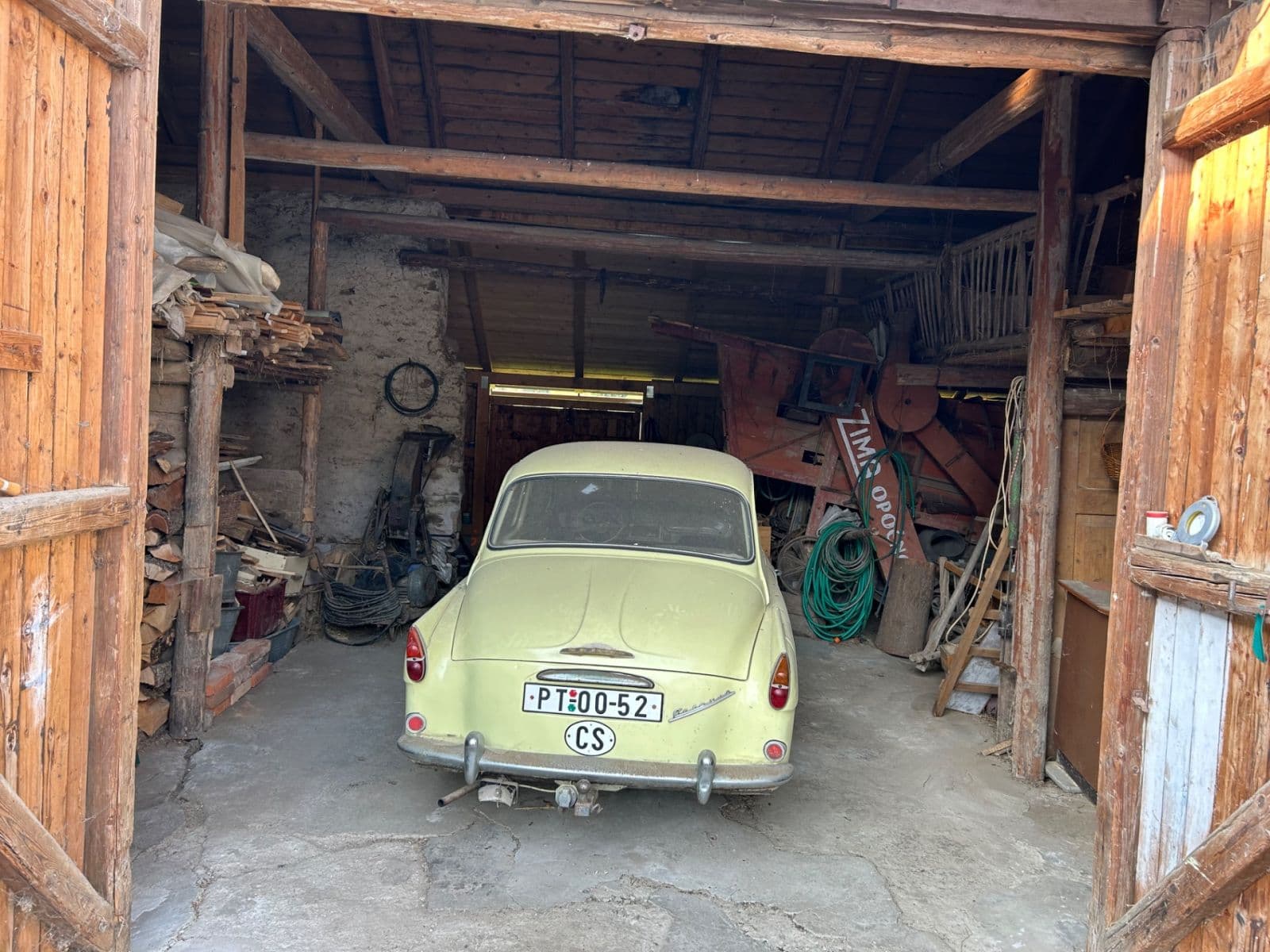 recreational property for sale, 1,050 m², Svatá Maří, Jihočeský Region recreational property for sale, 1,050 m², Svatá Maří, Jihočeský Region