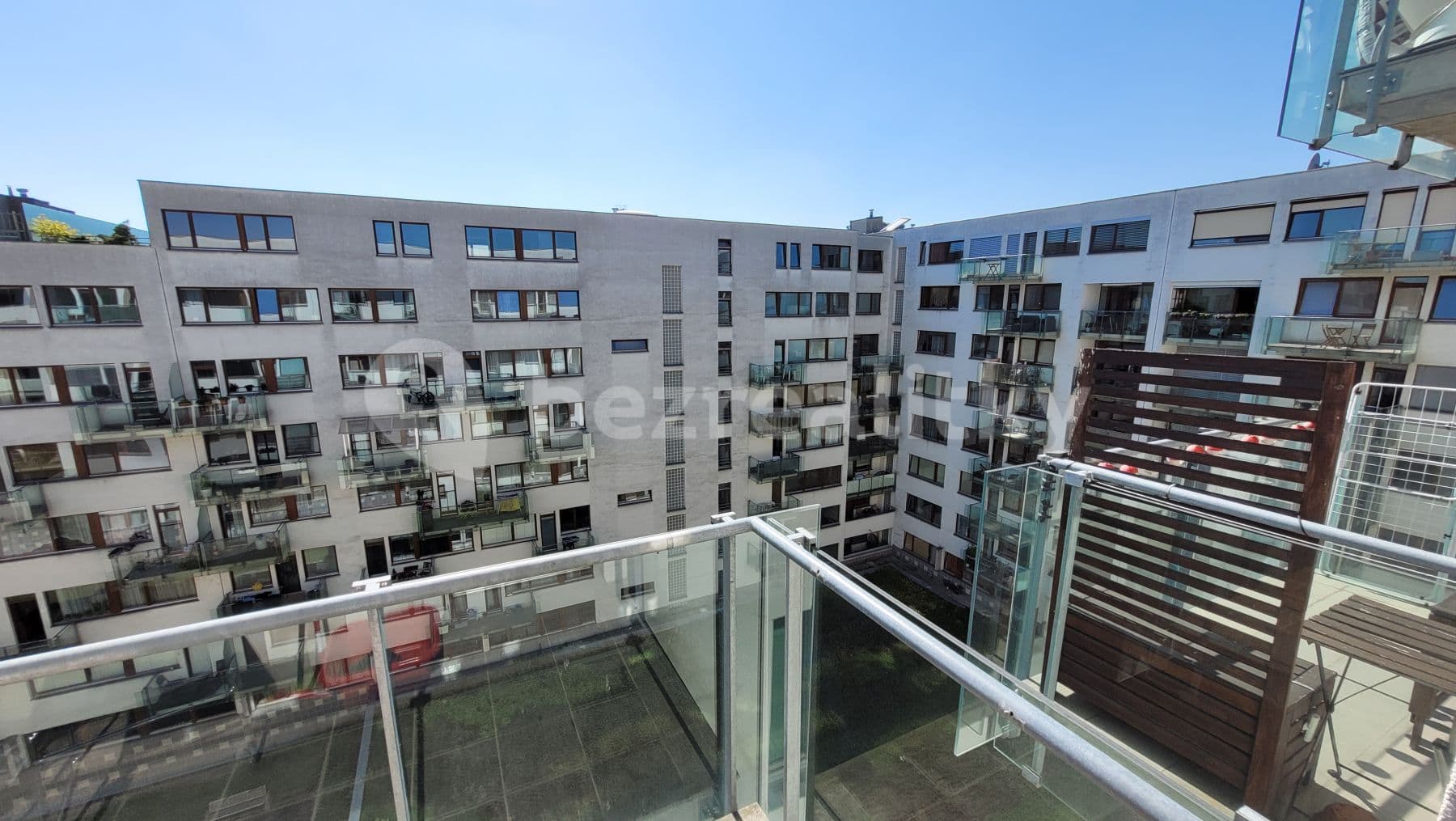 Studio flat to rent, 38 m², Poupětova, Prague, Prague Studio flat to rent, 38 m², Poupětova, Prague, Prague