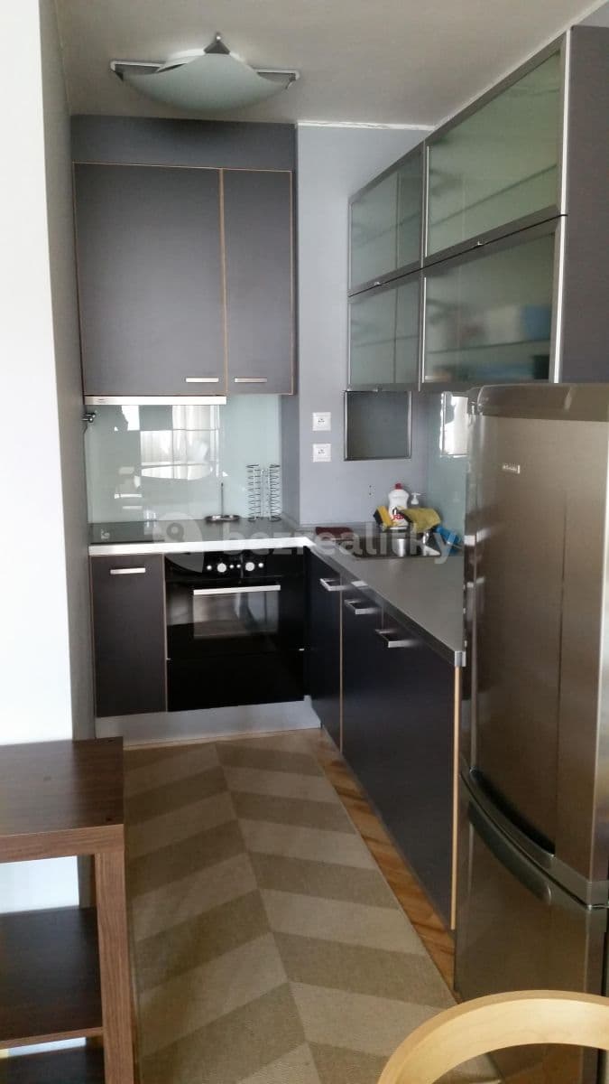 Studio flat to rent, 38 m², Poupětova, Prague, Prague Studio flat to rent, 38 m², Poupětova, Prague, Prague
