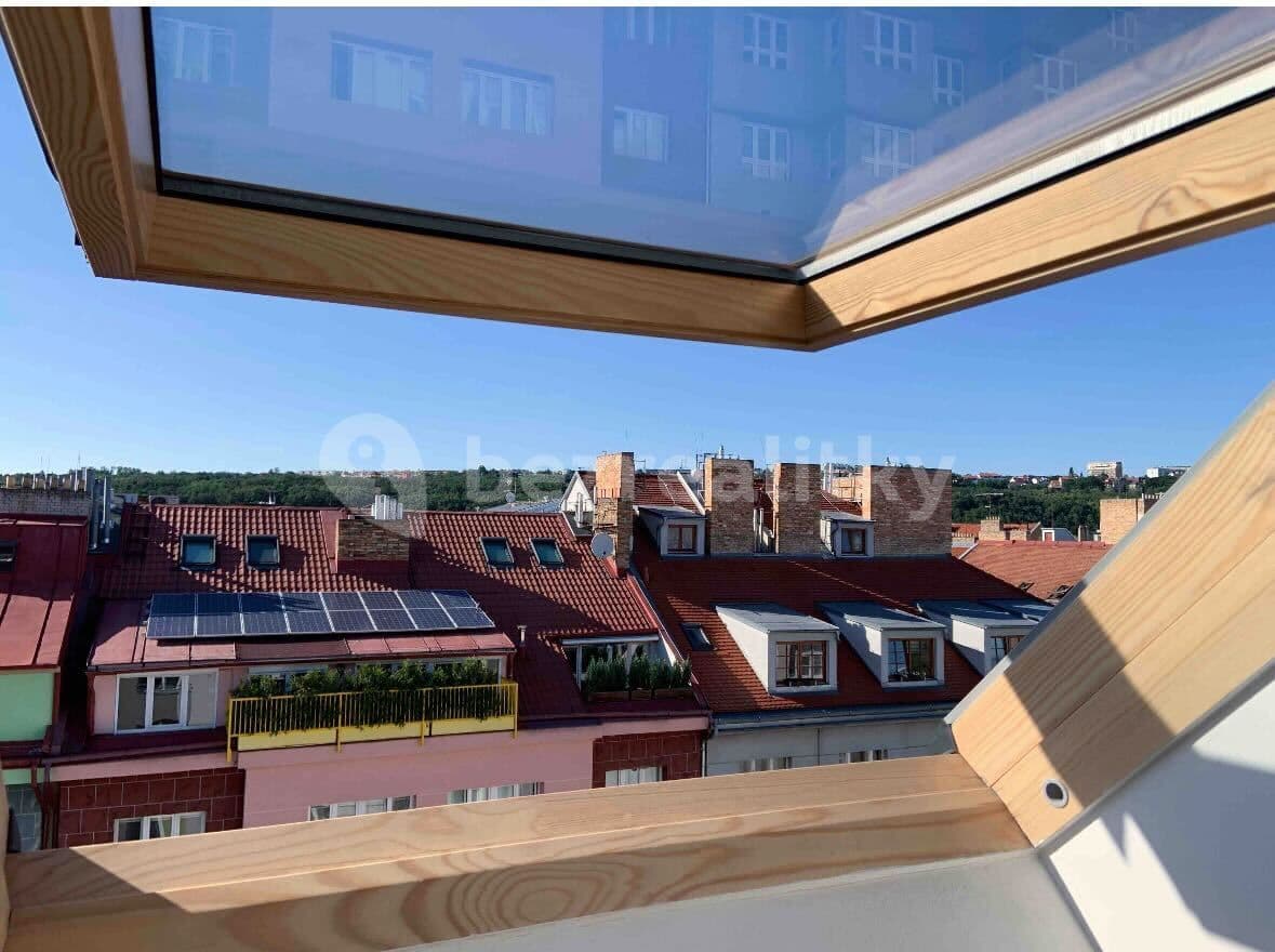1 bedroom with open-plan kitchen flat to rent, 47 m², Drahobejlova, Prague, Prague 1 bedroom with open-plan kitchen flat to rent, 47 m², Drahobejlova, Prague, Prague