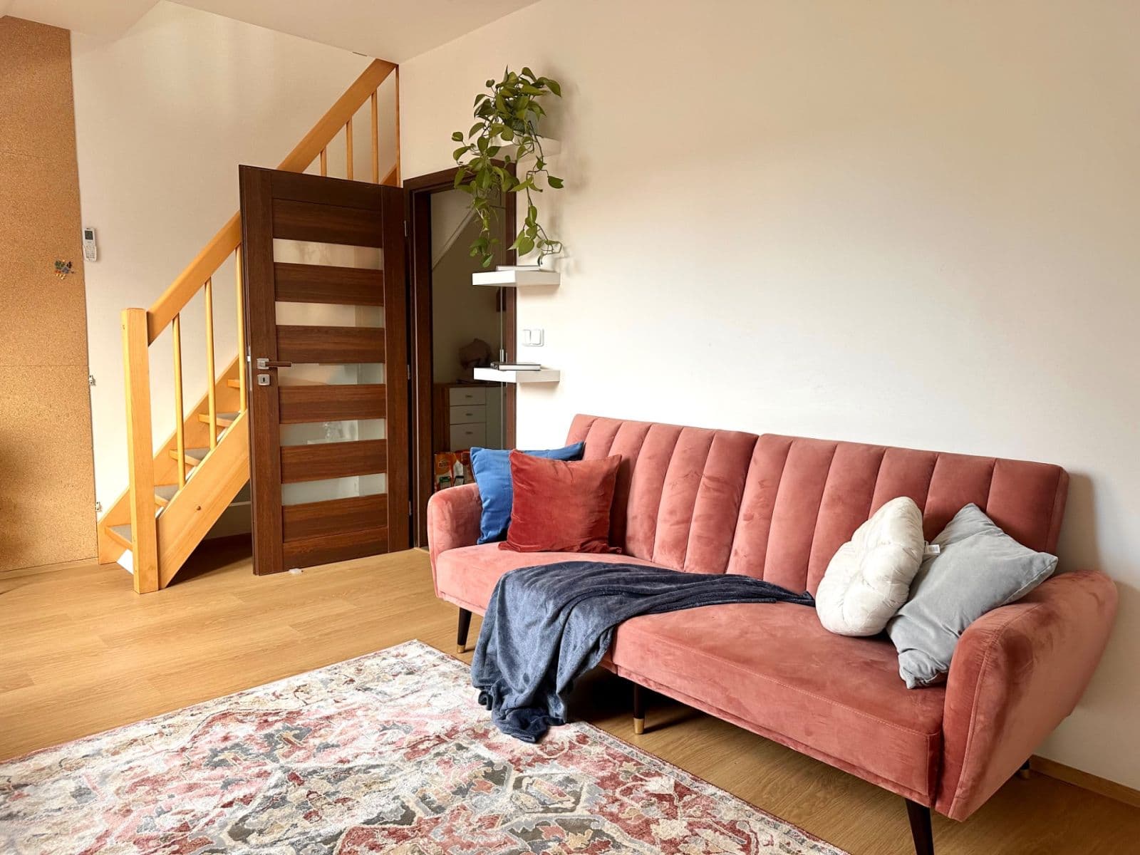 1 bedroom with open-plan kitchen flat to rent, 47 m², Drahobejlova, Prague, Prague 1 bedroom with open-plan kitchen flat to rent, 47 m², Drahobejlova, Prague, Prague