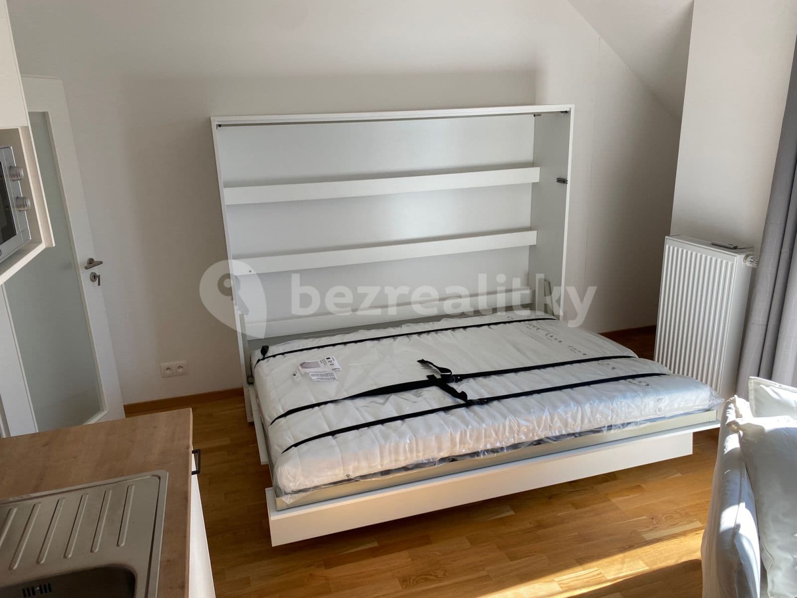 Studio flat to rent, 28 m², Na Farkáně Ⅰ, Prague, Prague Studio flat to rent, 28 m², Na Farkáně Ⅰ, Prague, Prague