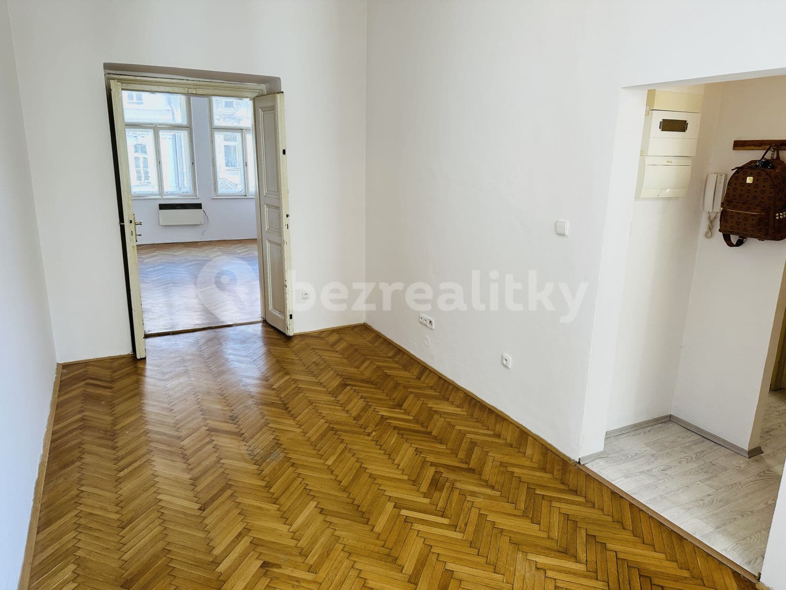 2 bedroom with open-plan kitchen flat to rent, 78 m², Milady Horákové, Prague, Prague 2 bedroom with open-plan kitchen flat to rent, 78 m², Milady Horákové, Prague, Prague