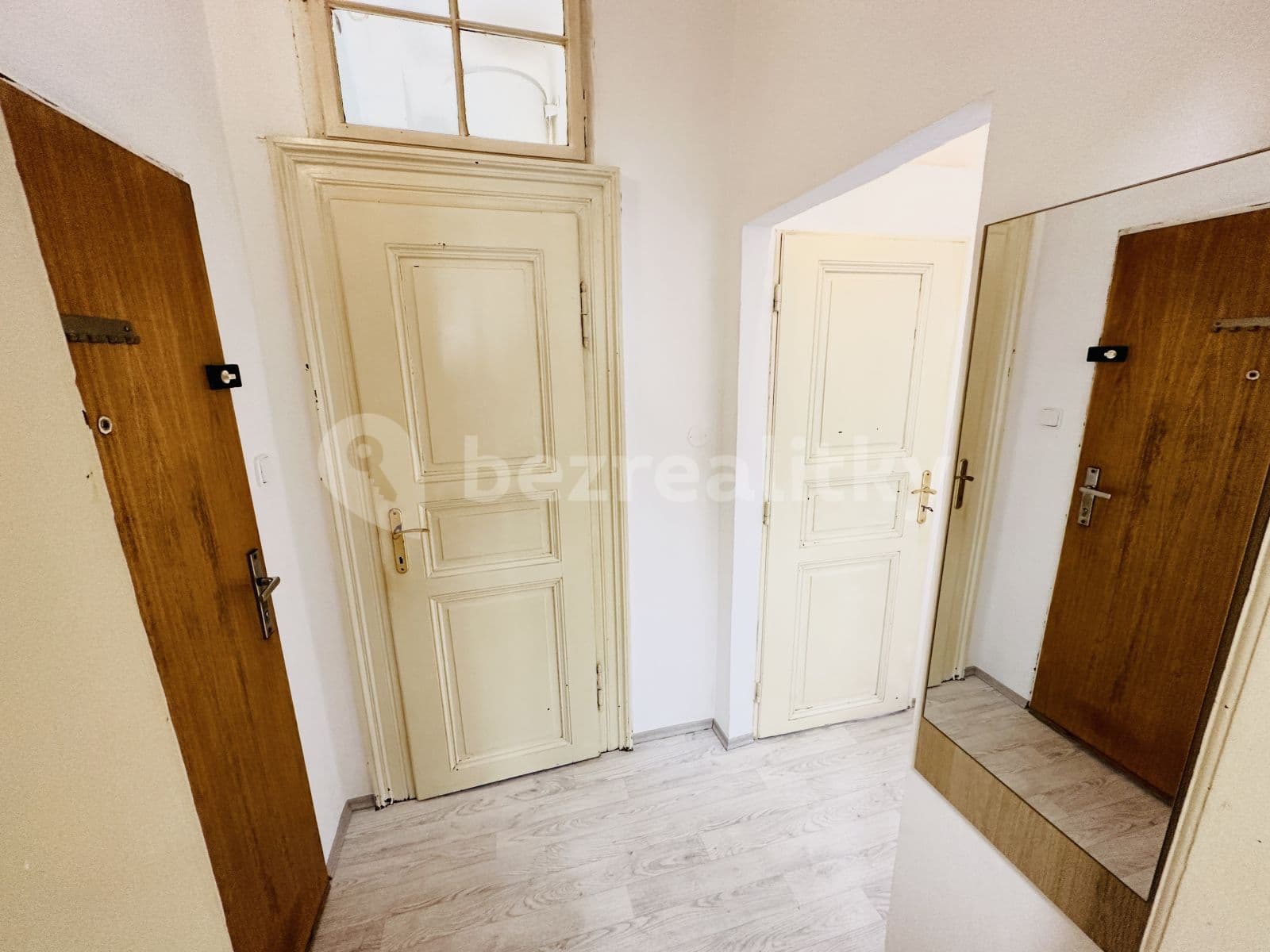 2 bedroom with open-plan kitchen flat to rent, 78 m², Milady Horákové, Prague, Prague 2 bedroom with open-plan kitchen flat to rent, 78 m², Milady Horákové, Prague, Prague