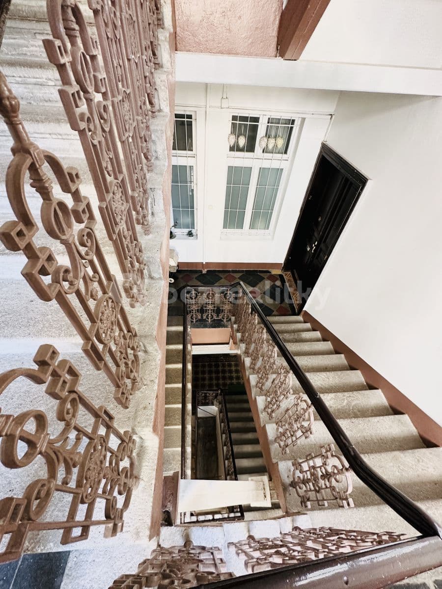 2 bedroom with open-plan kitchen flat to rent, 78 m², Milady Horákové, Prague, Prague 2 bedroom with open-plan kitchen flat to rent, 78 m², Milady Horákové, Prague, Prague