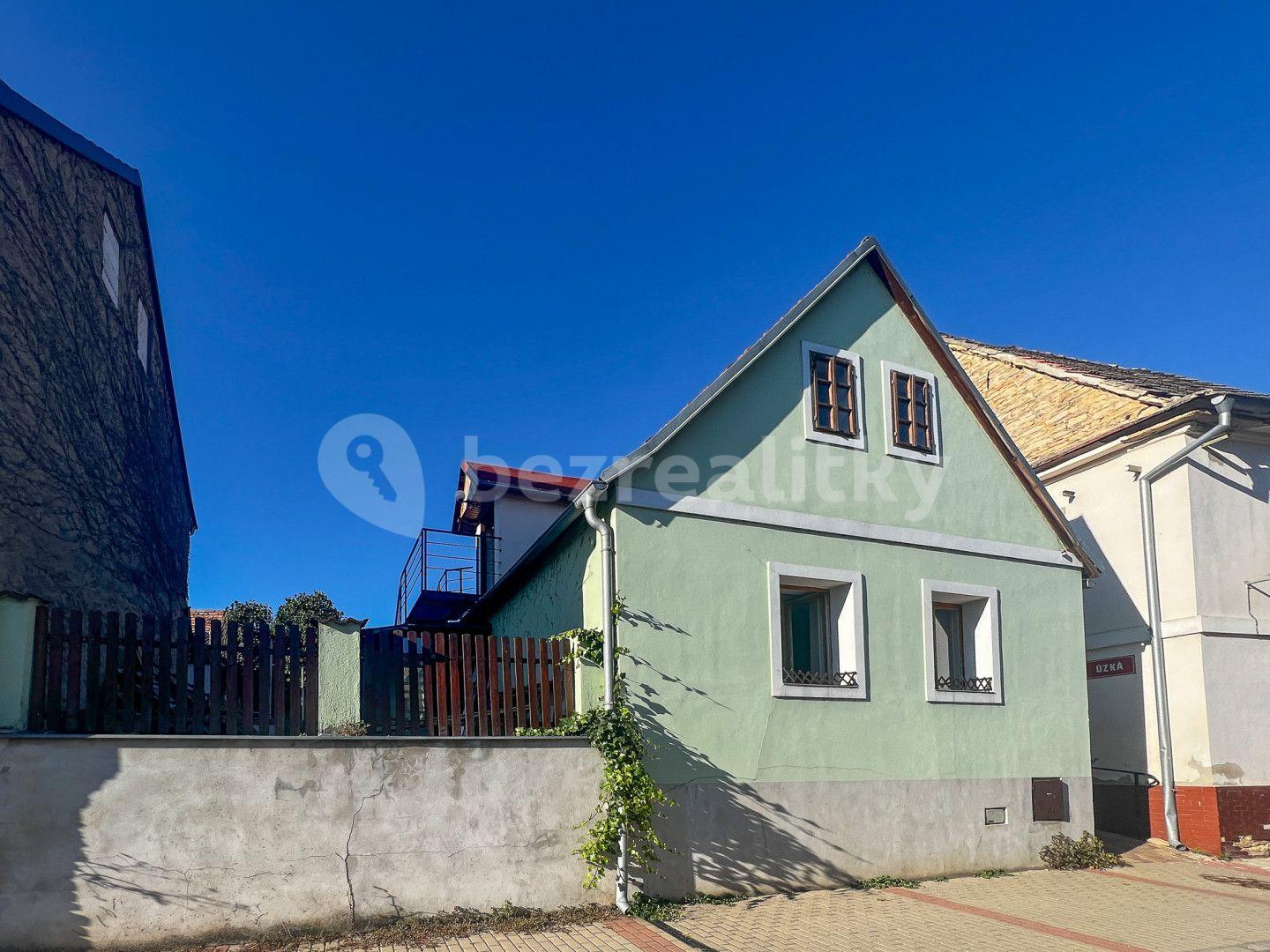 house for sale, 674 m², Úzká, Hoštka, Ústecký Region