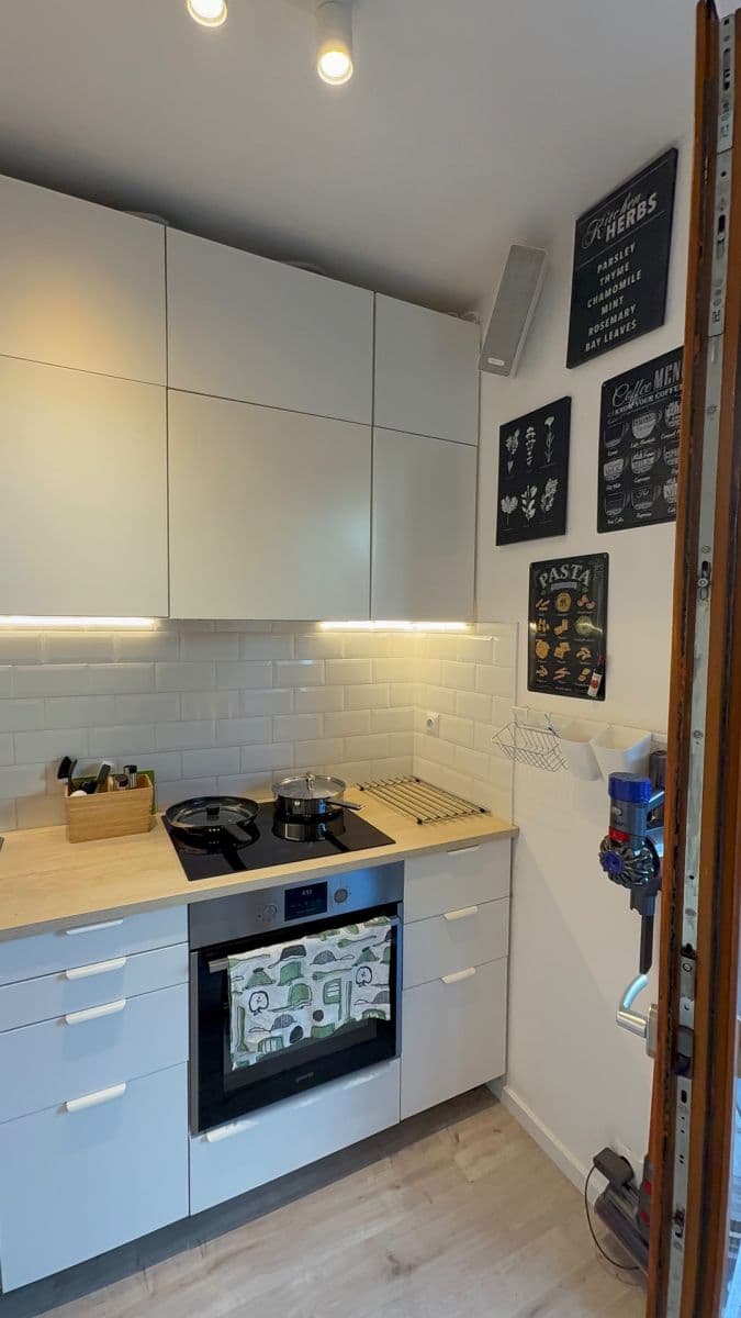 Studio flat to rent, 32 m², Soukalova, Prague, Prague Studio flat to rent, 32 m², Soukalova, Prague, Prague