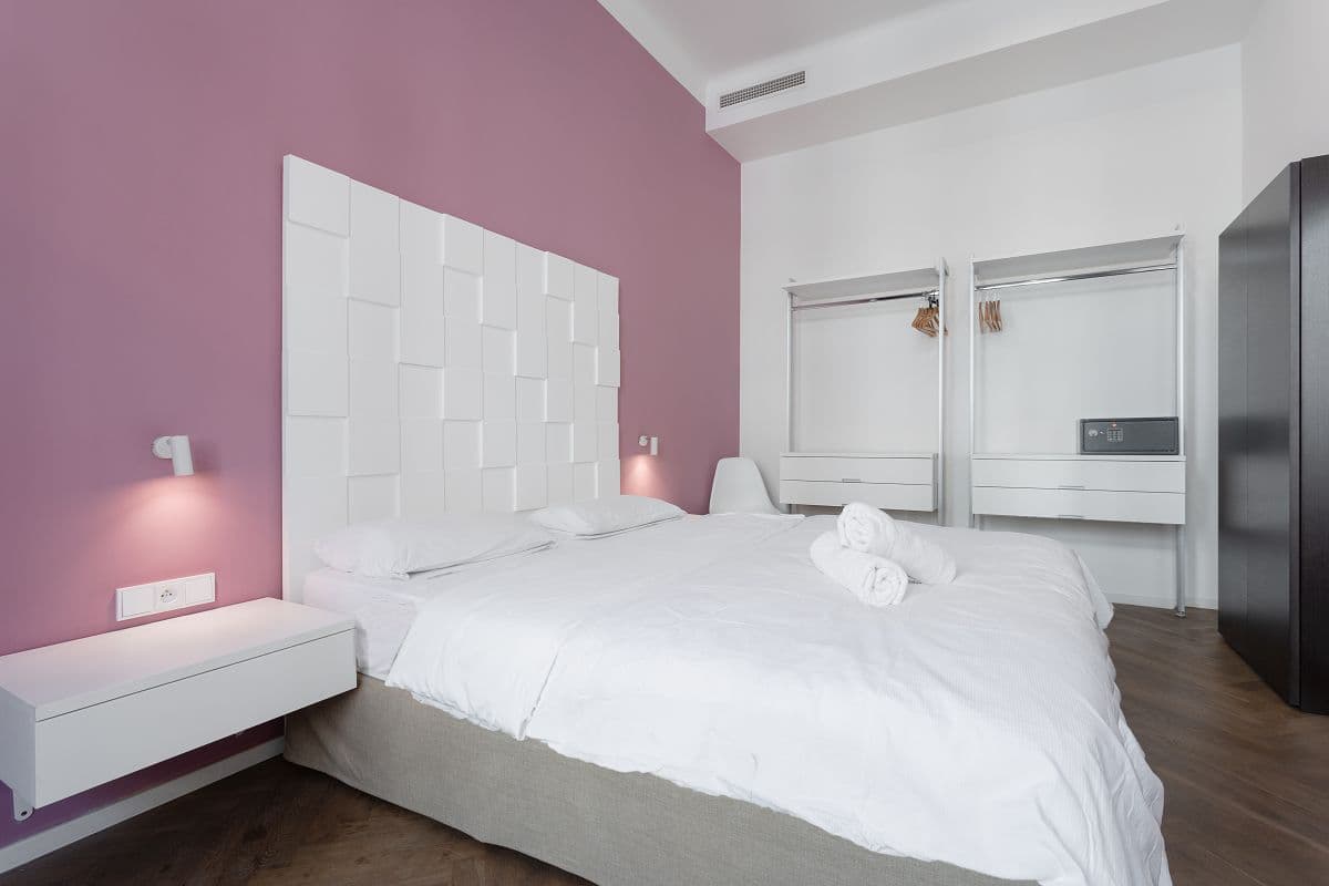 1 bedroom with open-plan kitchen flat to rent, 40 m², Staropramenná, Prague, Prague 1 bedroom with open-plan kitchen flat to rent, 40 m², Staropramenná, Prague, Prague