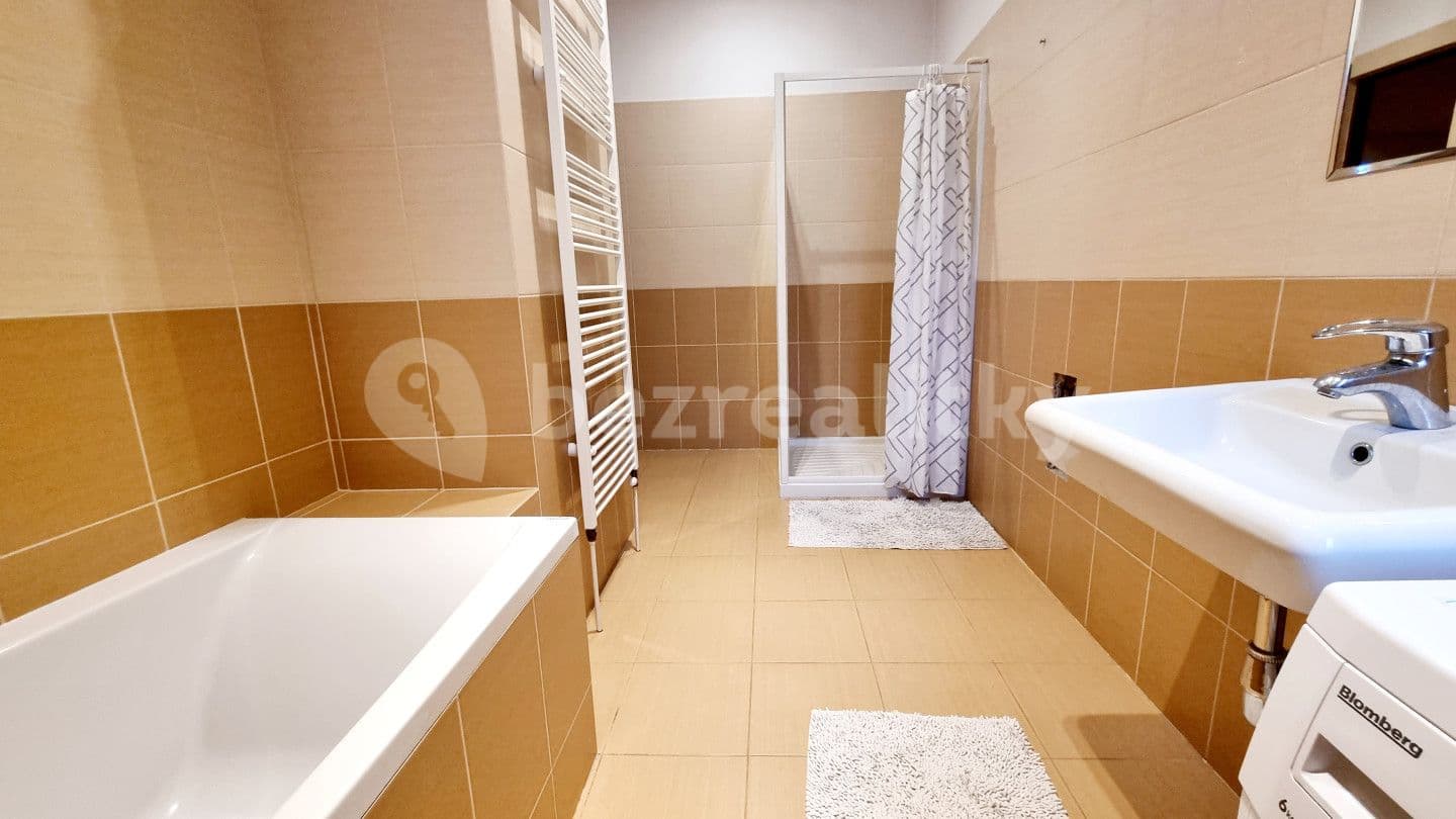 2 bedroom flat for sale, 103 m², Hlavní třída, Český Těšín, Moravskoslezský Region