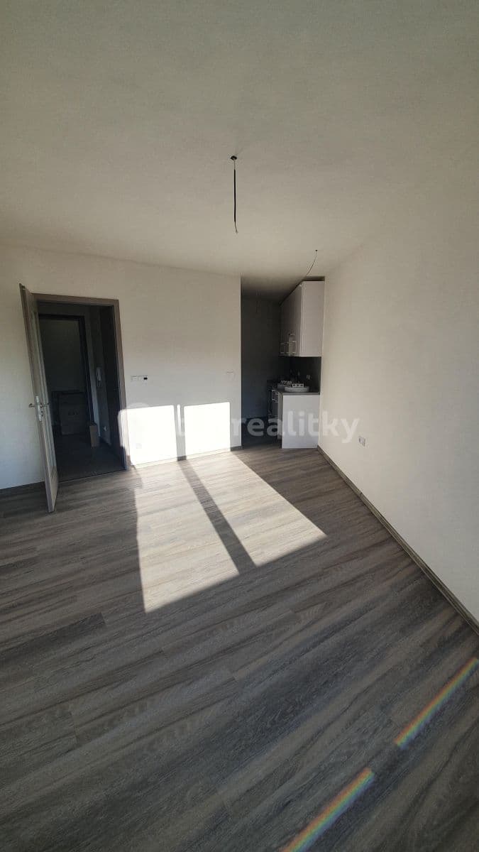 Studio flat to rent, 27 m², 5. května, Kolín, Středočeský Region Studio flat to rent, 27 m², 5. května, Kolín, Středočeský Region