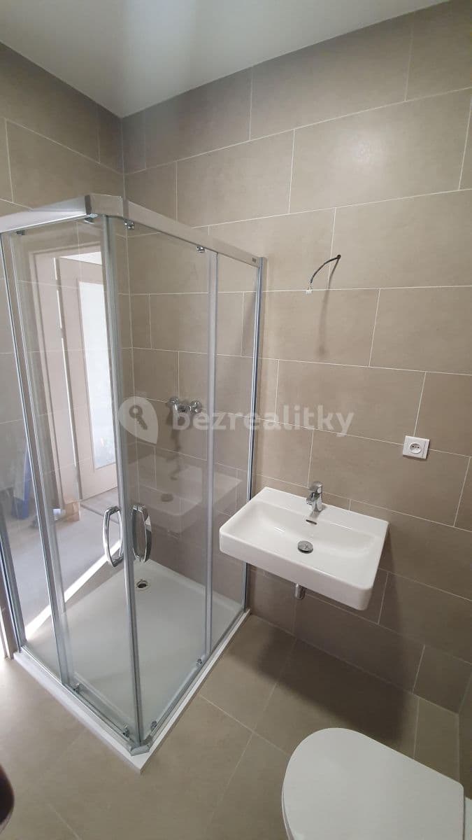 Studio flat to rent, 27 m², 5. května, Kolín, Středočeský Region Studio flat to rent, 27 m², 5. května, Kolín, Středočeský Region