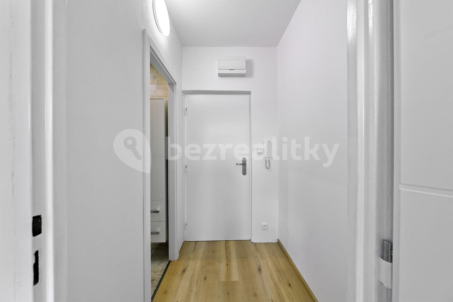 Studio flat for sale, 22 m², Bratislavská, Teplice, Ústecký Region