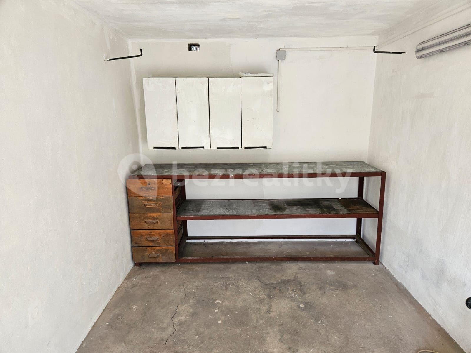 garage to rent, 14 m², Uhříněveská, Prague, Prague garage to rent, 14 m², Uhříněveská, Prague, Prague