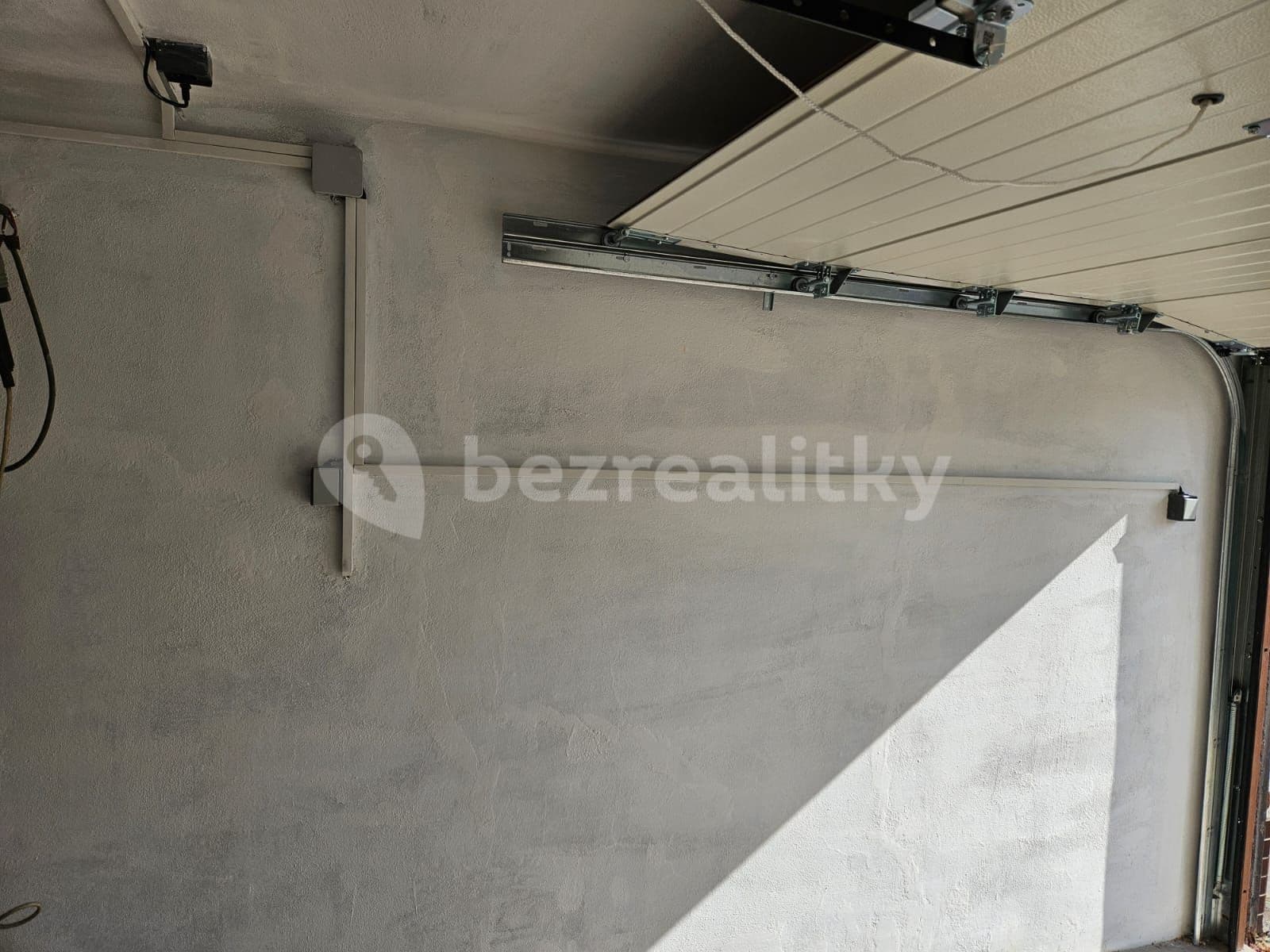 garage to rent, 14 m², Uhříněveská, Prague, Prague garage to rent, 14 m², Uhříněveská, Prague, Prague