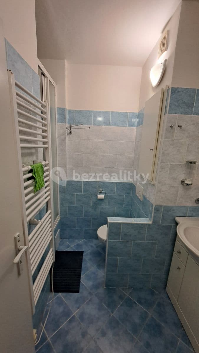 1 bedroom flat to rent, 40 m², Foltýnova, Brno, Jihomoravský Region 1 bedroom flat to rent, 40 m², Foltýnova, Brno, Jihomoravský Region