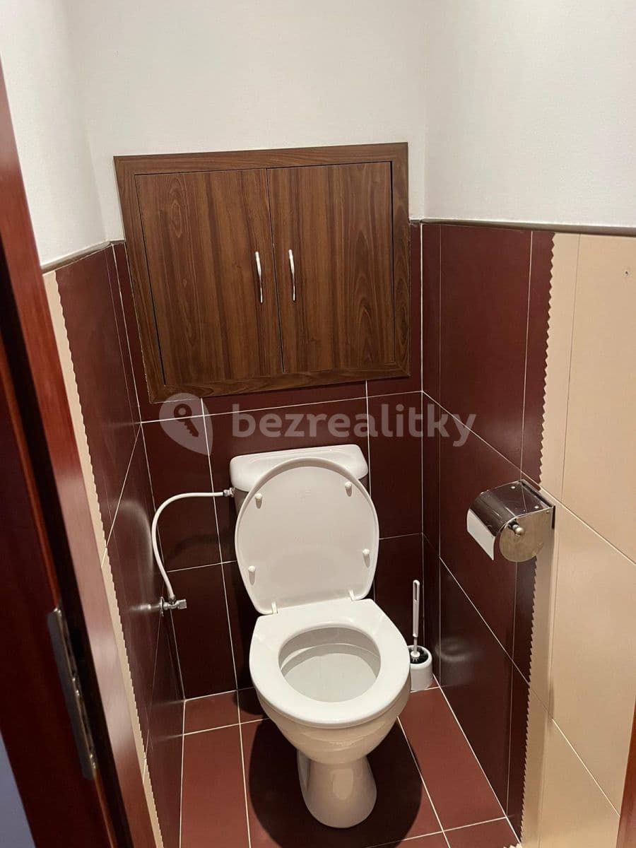 1 bedroom with open-plan kitchen flat to rent, 42 m², Na Vyhaslém, Kladno, Středočeský Region 1 bedroom with open-plan kitchen flat to rent, 42 m², Na Vyhaslém, Kladno, Středočeský Region