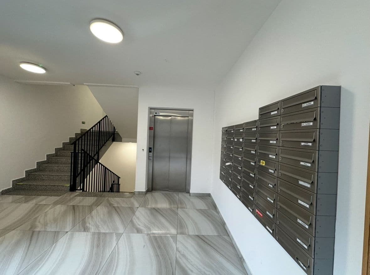 1 bedroom with open-plan kitchen flat to rent, 60 m², Sedlecká, Karlovy Vary, Karlovarský Region 1 bedroom with open-plan kitchen flat to rent, 60 m², Sedlecká, Karlovy Vary, Karlovarský Region