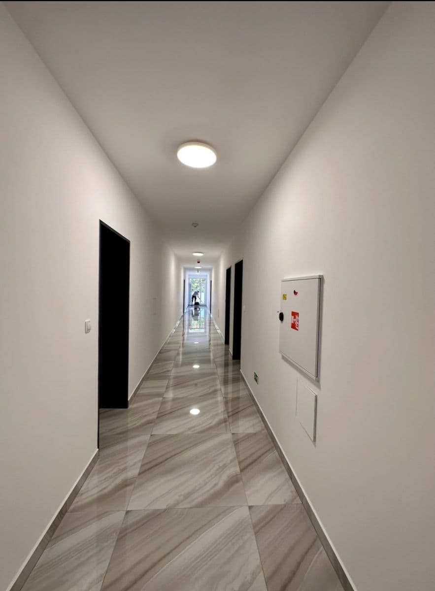 1 bedroom with open-plan kitchen flat to rent, 60 m², Sedlecká, Karlovy Vary, Karlovarský Region 1 bedroom with open-plan kitchen flat to rent, 60 m², Sedlecká, Karlovy Vary, Karlovarský Region