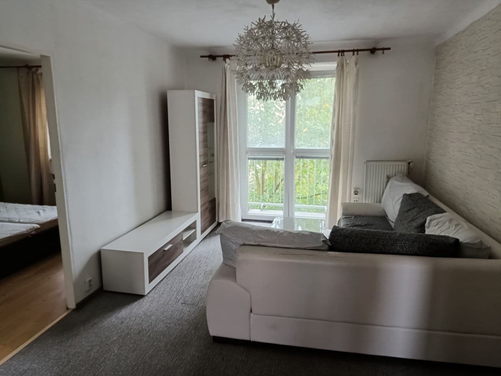 1 bedroom with open-plan kitchen flat to rent, 52 m², Alešova, Plzeň, Plzeňský Region 1 bedroom with open-plan kitchen flat to rent, 52 m², Alešova, Plzeň, Plzeňský Region