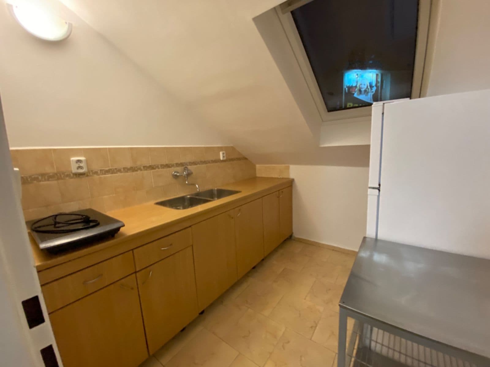 3 bedroom with open-plan kitchen flat to rent, 130 m², Křídlovická, Brno, Jihomoravský Region 3 bedroom with open-plan kitchen flat to rent, 130 m², Křídlovická, Brno, Jihomoravský Region