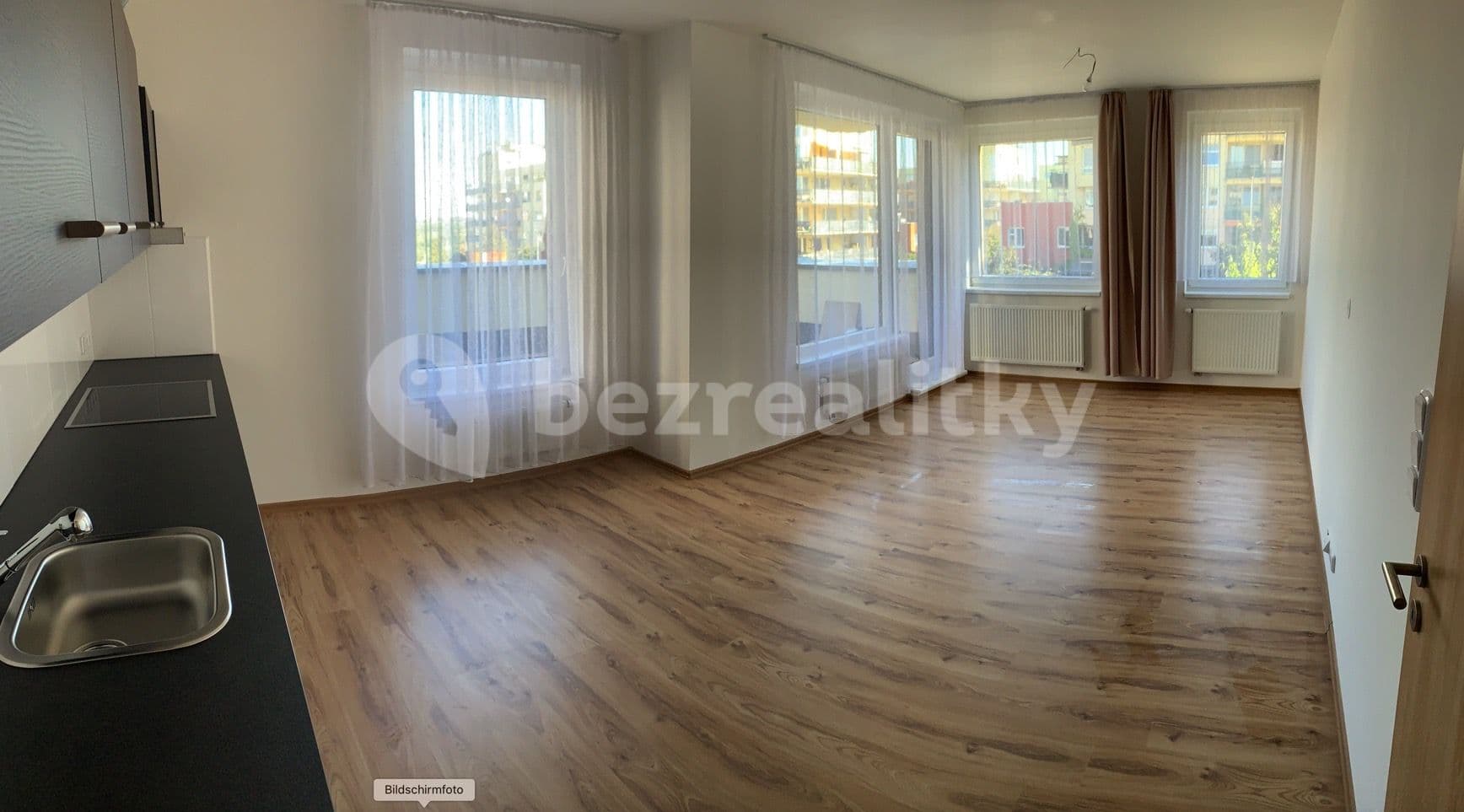 1 bedroom with open-plan kitchen flat to rent, 56 m², Hugo Haase, Prague, Prague 1 bedroom with open-plan kitchen flat to rent, 56 m², Hugo Haase, Prague, Prague
